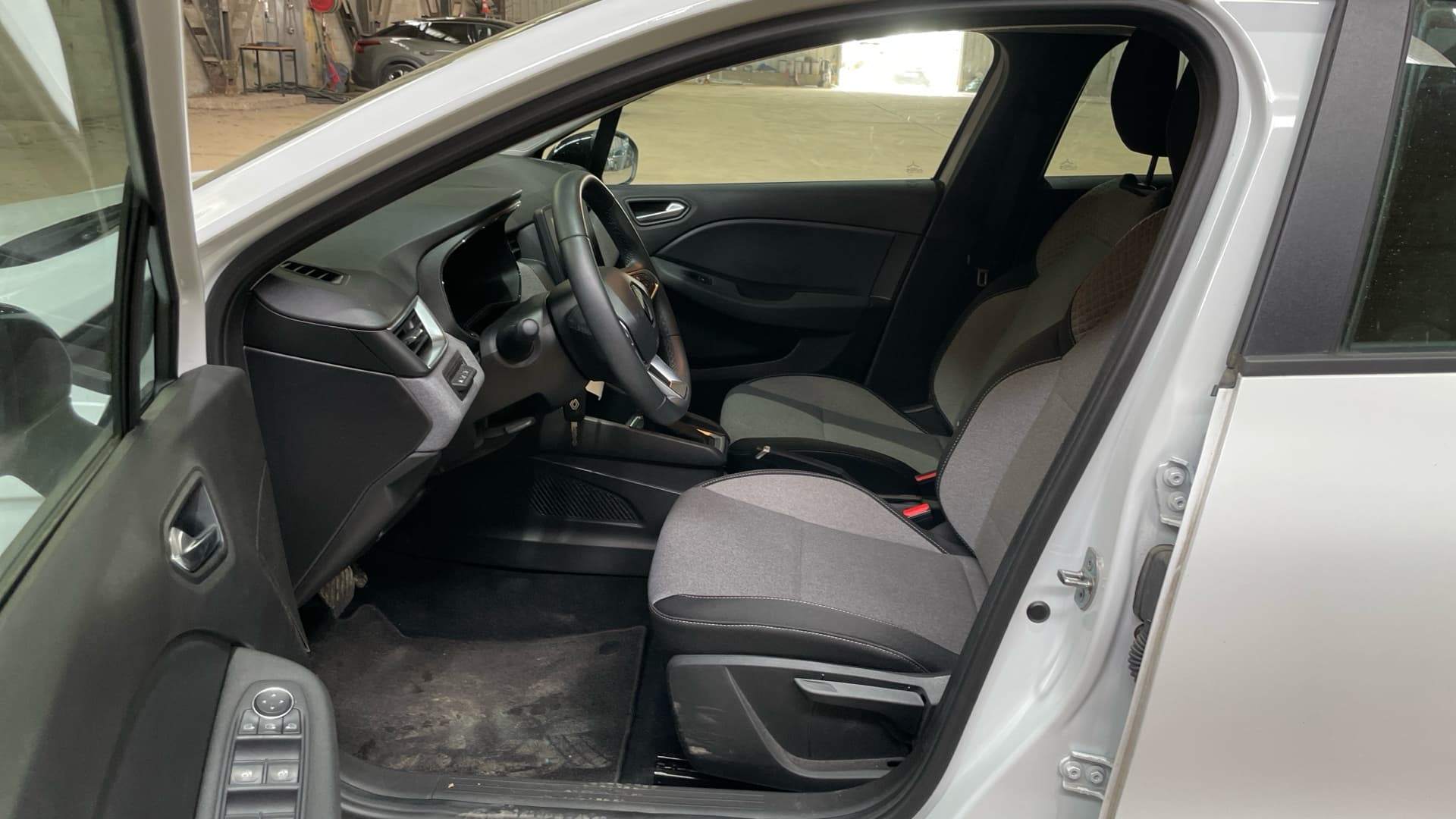 RENAULT CLIO V E-Tech full hybrid 145 Evolution