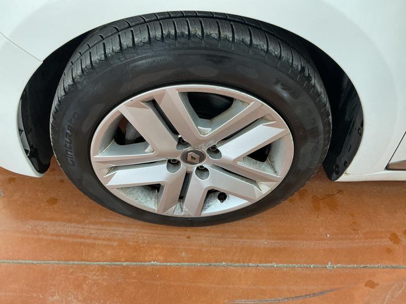 RENAULT CLIO V Blue dCi 100 - 21N Business — expertise