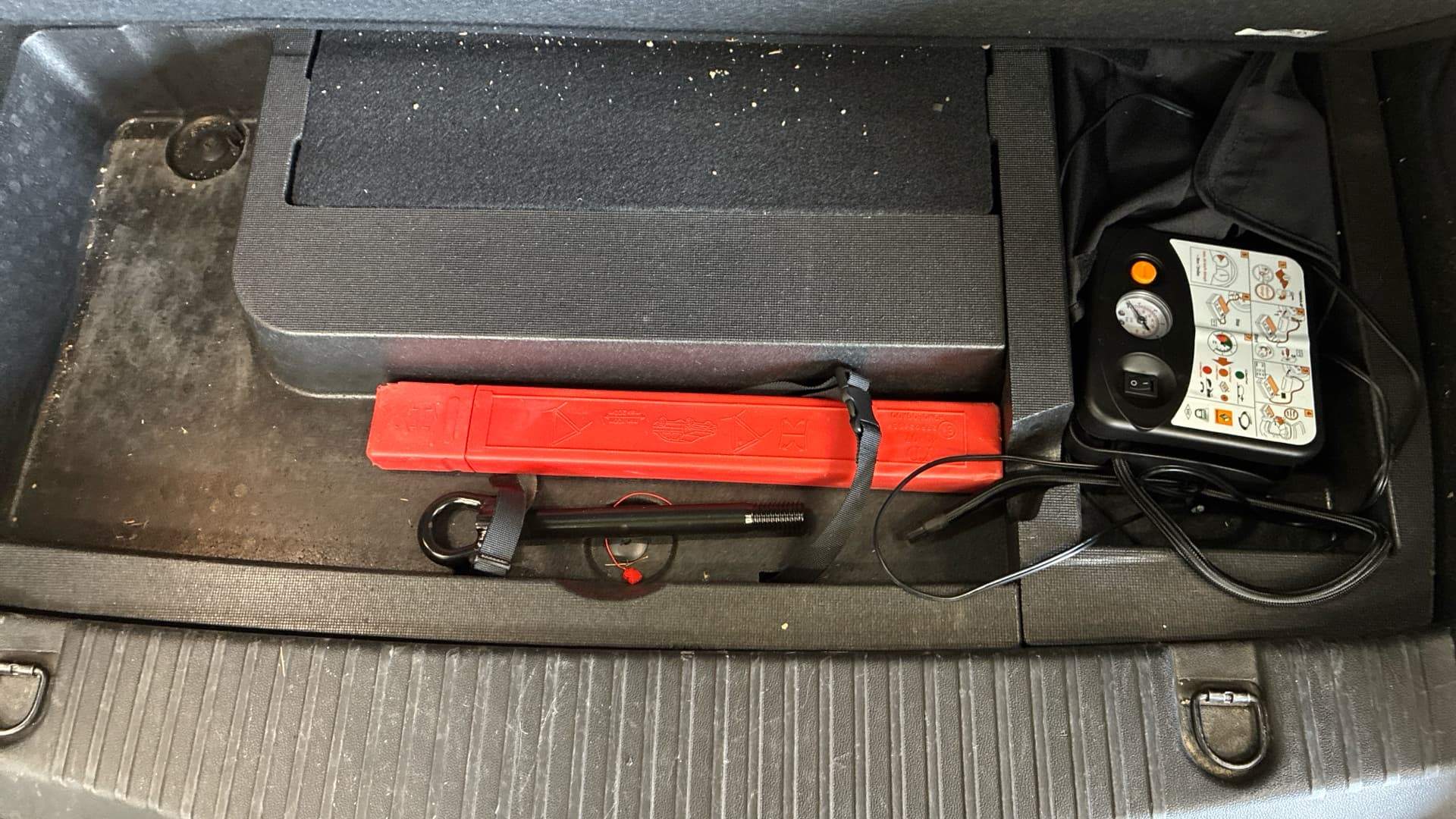 RENAULT MEGANE IV ESTATE E-TECH Plug-In Hybride 160 Business