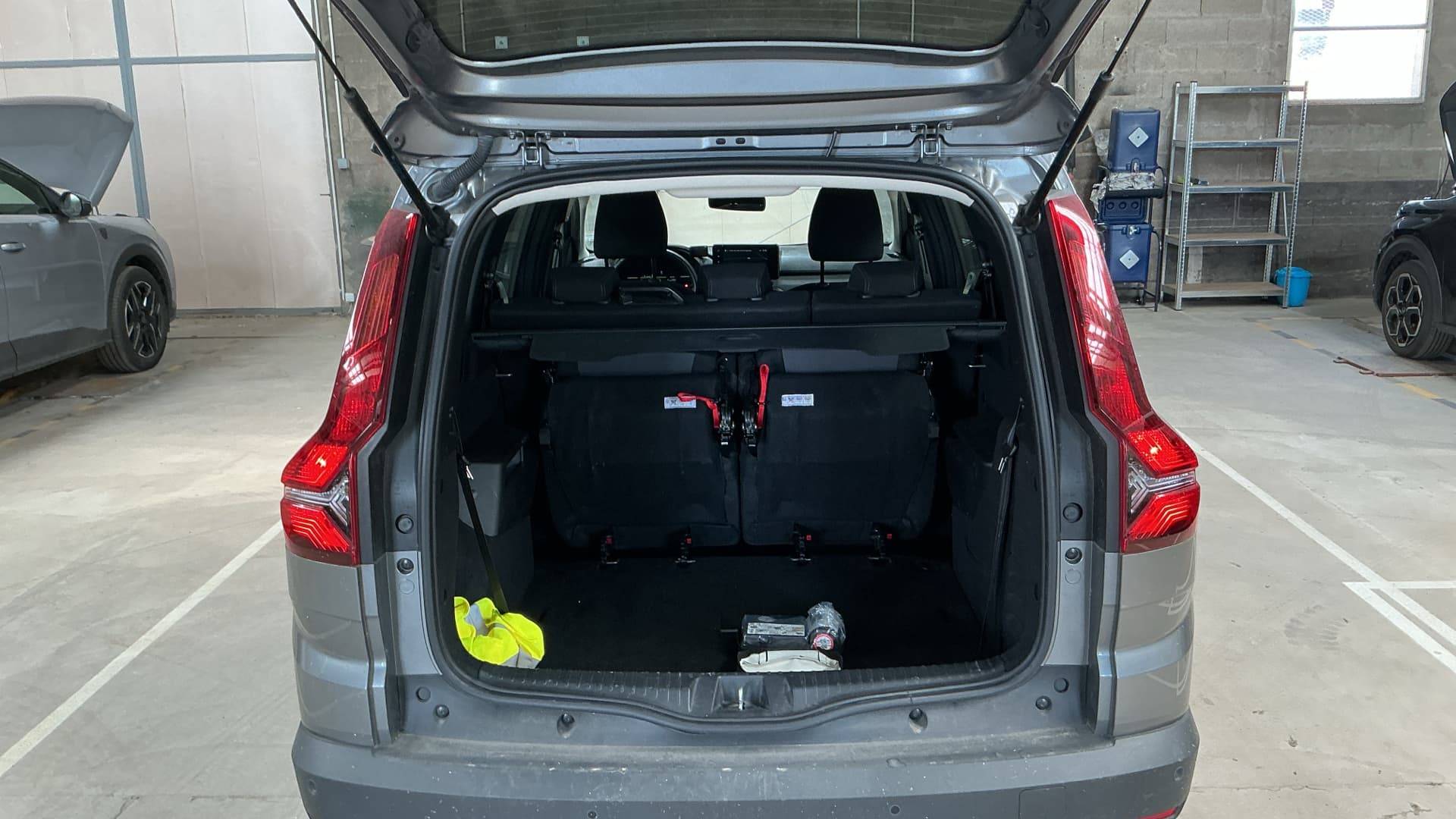 DACIA JOGGER Hybrid 140 7 places GSR2 Extreme