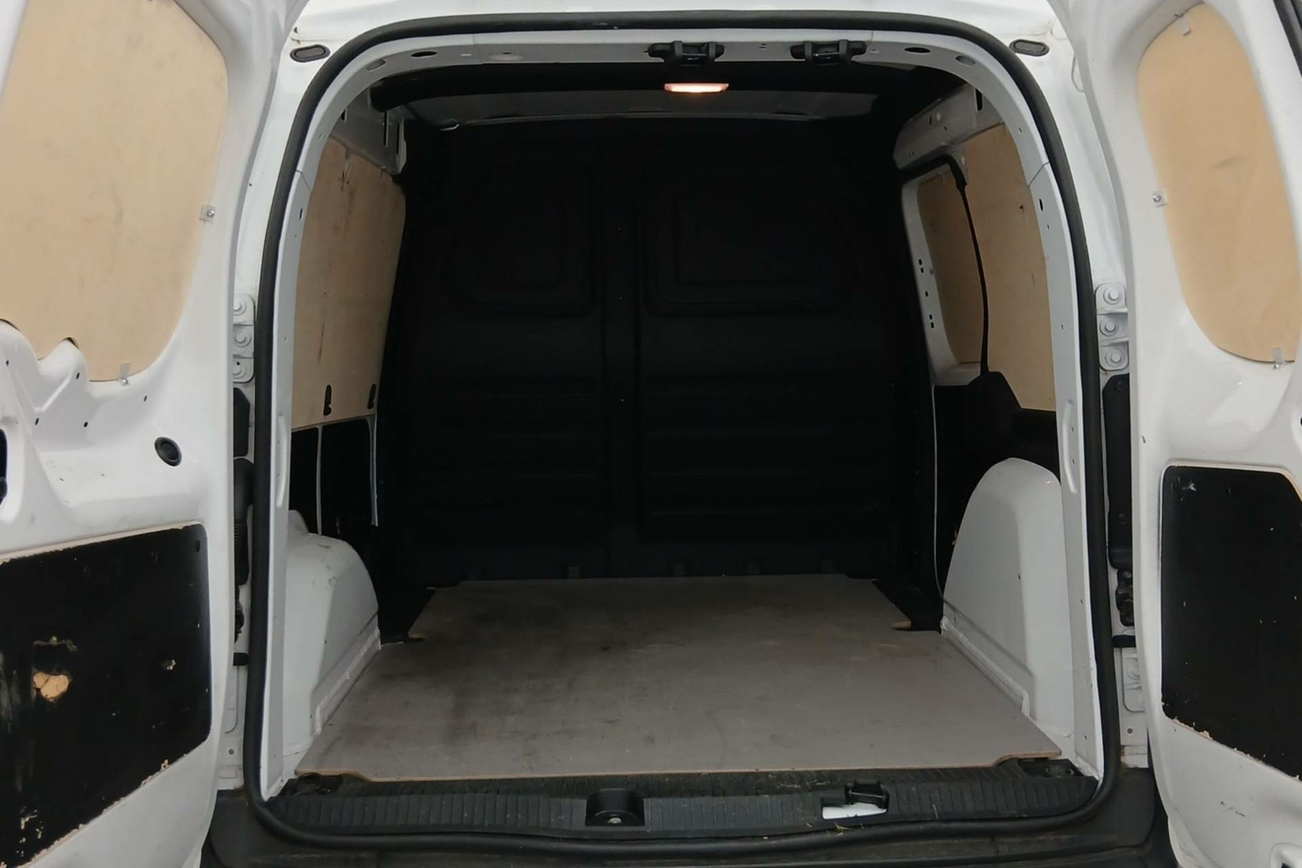 RENAULT KANGOO VAN BLUE DCI 95 GRAND CONFORT- 22