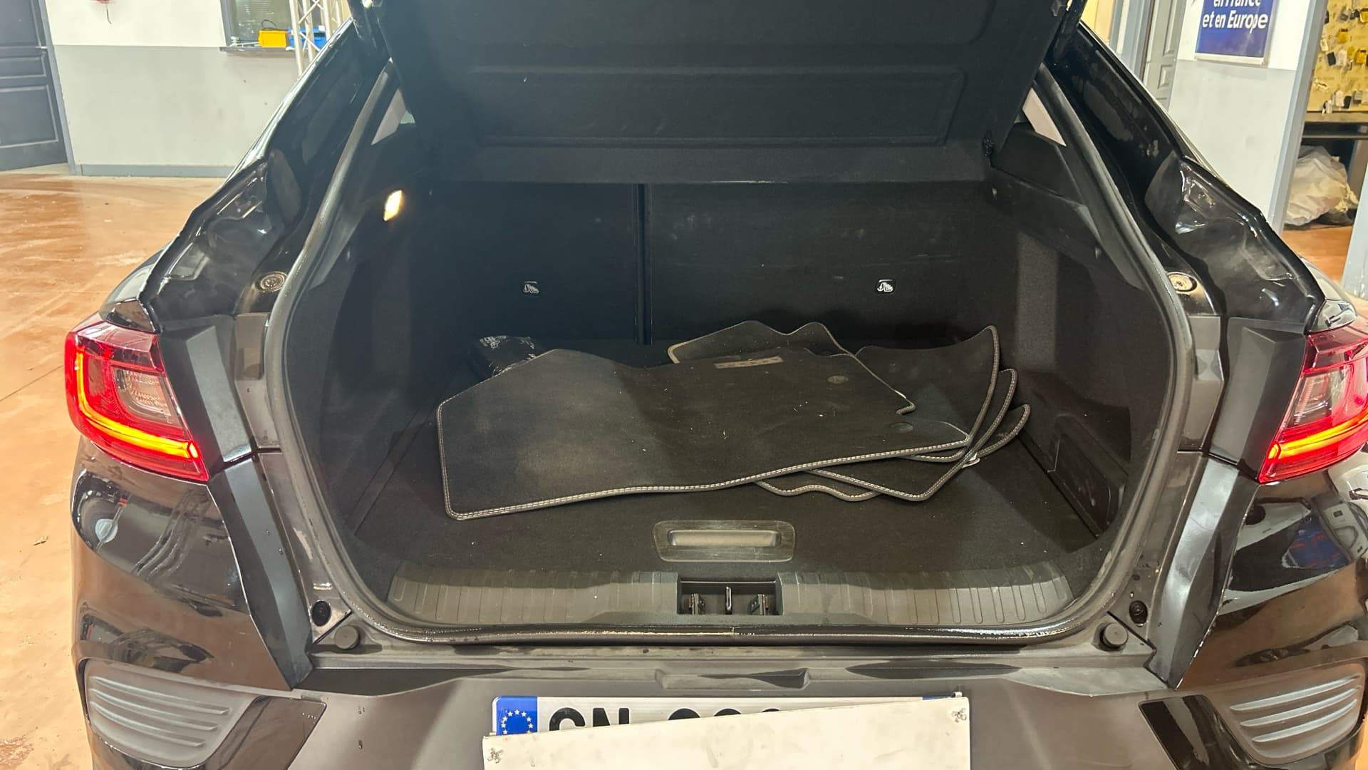 RENAULT ARKANA E-Tech 145 - 21B Intens