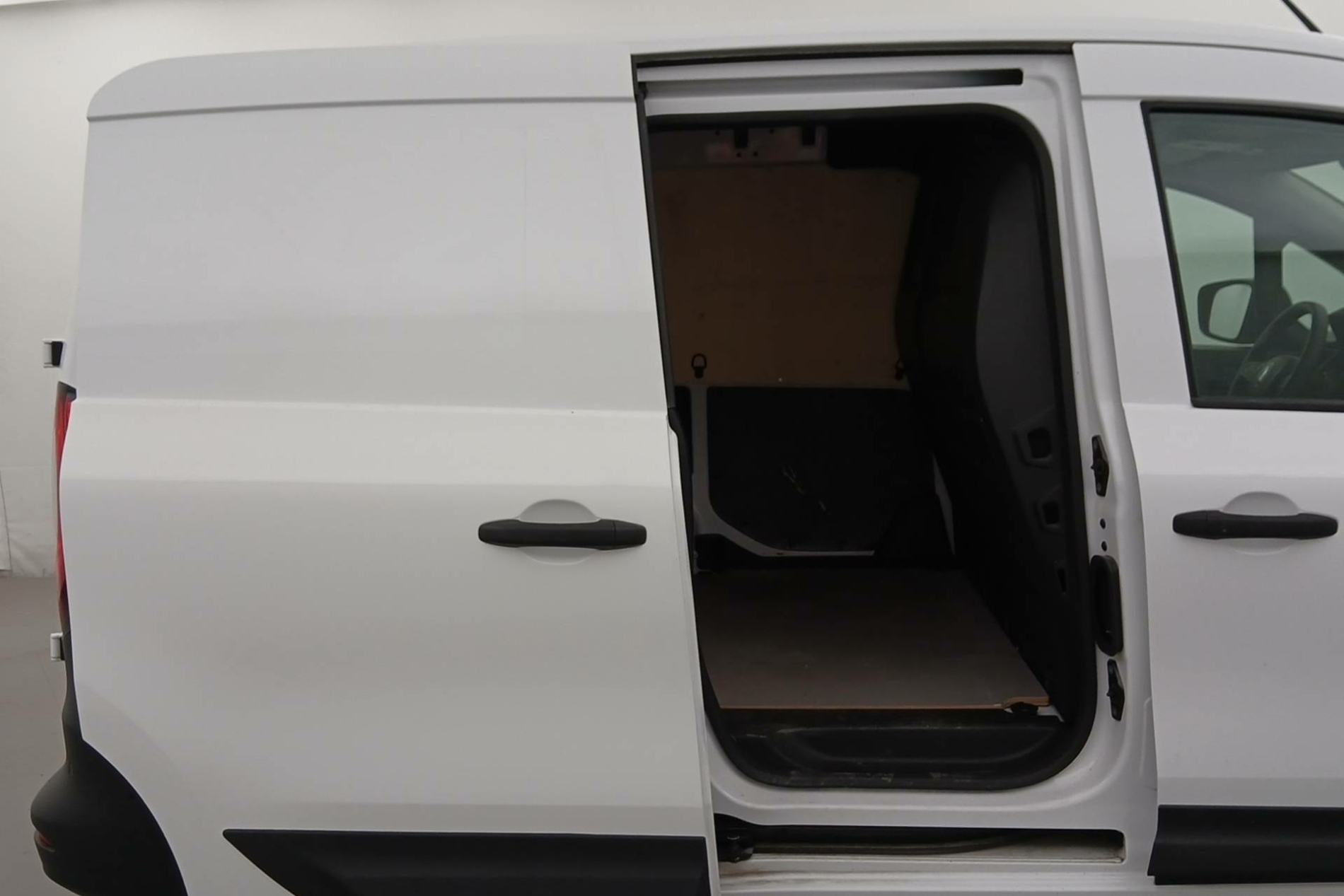 RENAULT KANGOO VAN BLUE DCI 95 GRAND CONFORT- 22