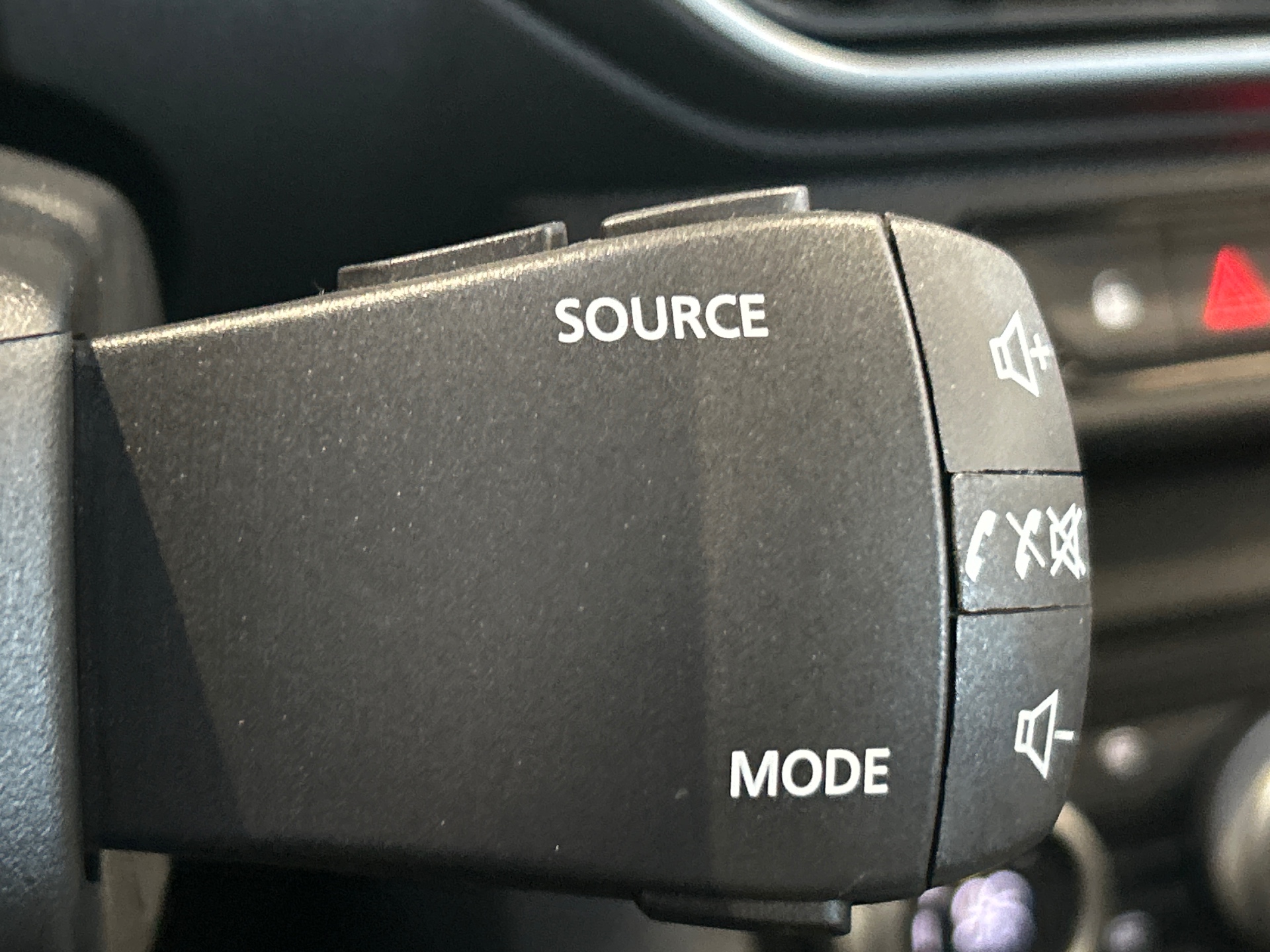 DACIA SANDERO ECO-G 100 Stepway Expression +