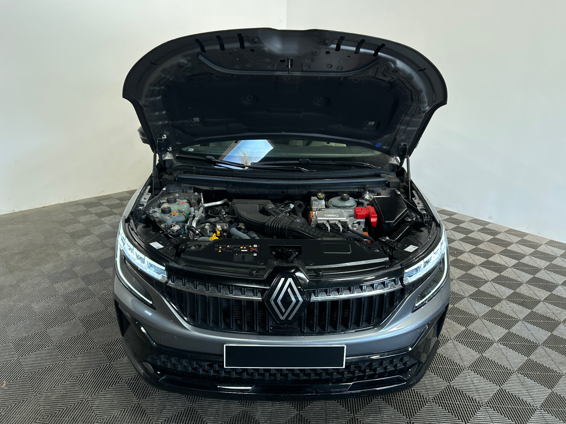 RENAULT ESPACE VI E-Tech hybrid 200 Iconic — expertise