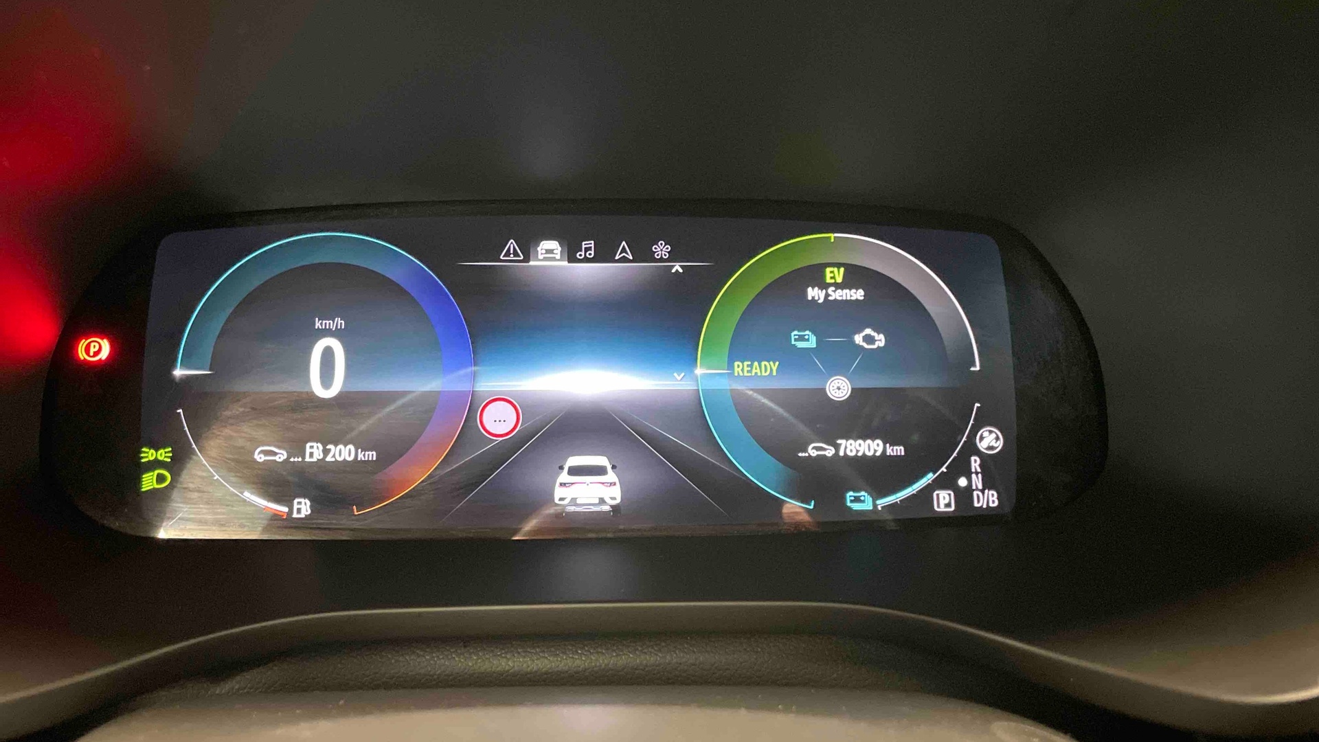 RENAULT ARKANA E-Tech hybride 145 - 22 Engineered