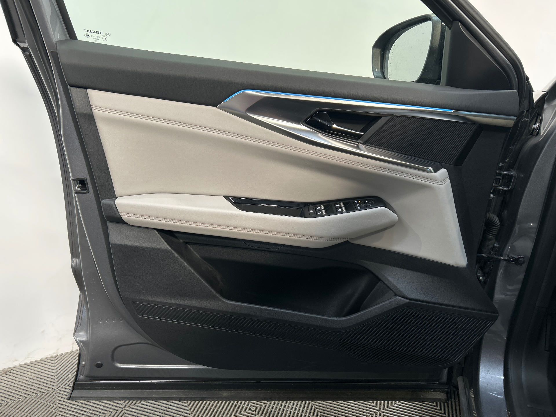 RENAULT ESPACE VI E-Tech hybrid 200 Iconic