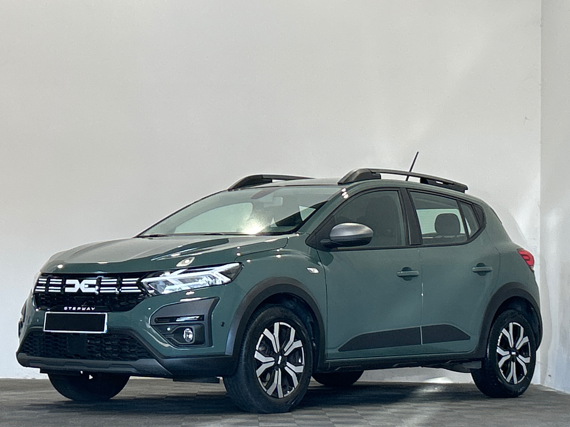 DACIA SANDERO ECO-G 100 Stepway Expression +