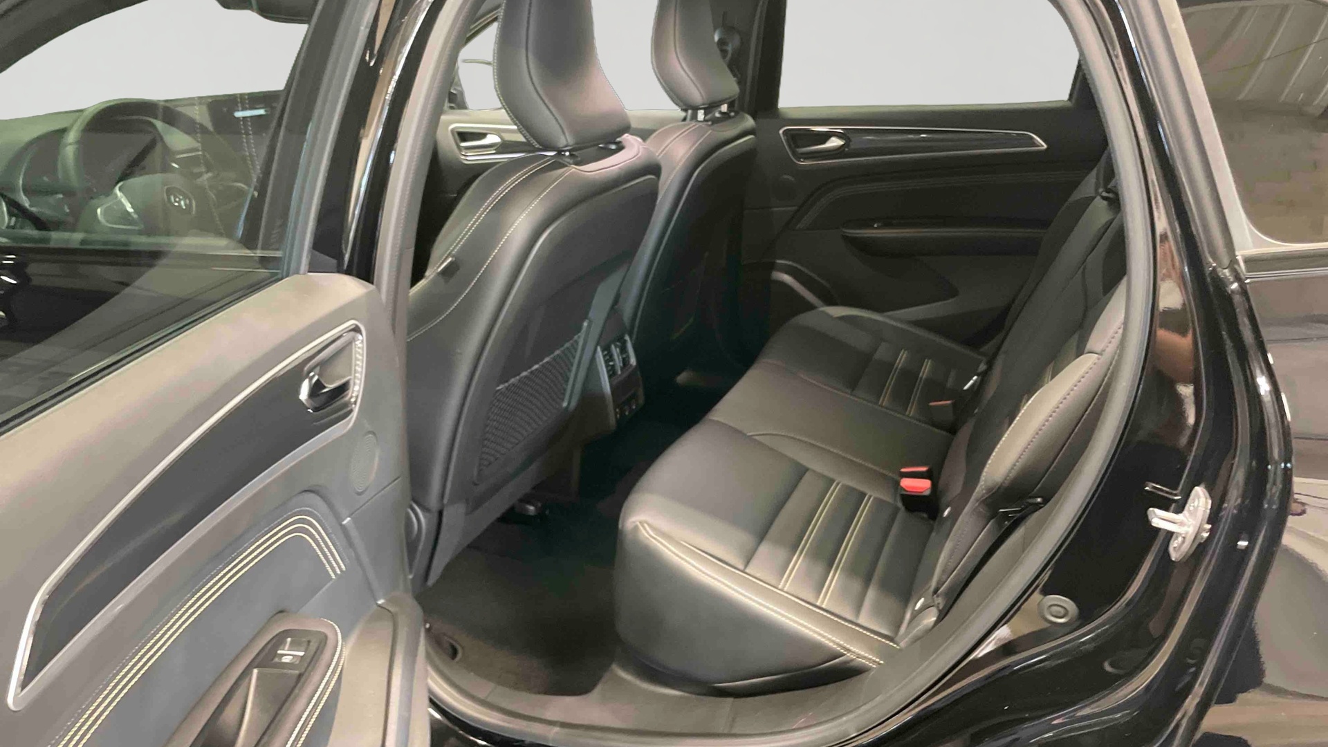 RENAULT ARKANA E-Tech hybride 145 - 22 Engineered