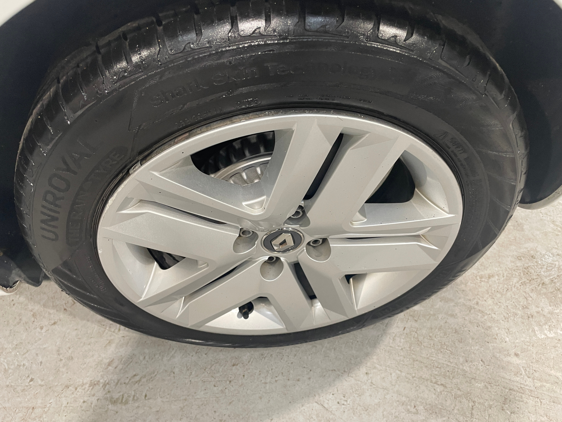 RENAULT CLIO V TCe 90 - 21 Business — expertise