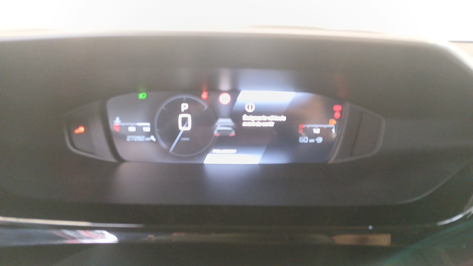 PEUGEOT 308 Allure Hybrid 145 ch e-DCS6 — expertise