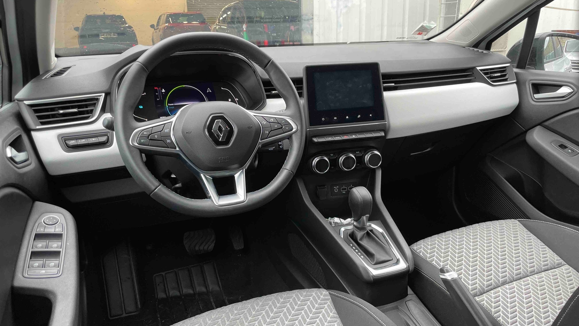 RENAULT CLIO V E-Tech full hybrid 145 Evolution
