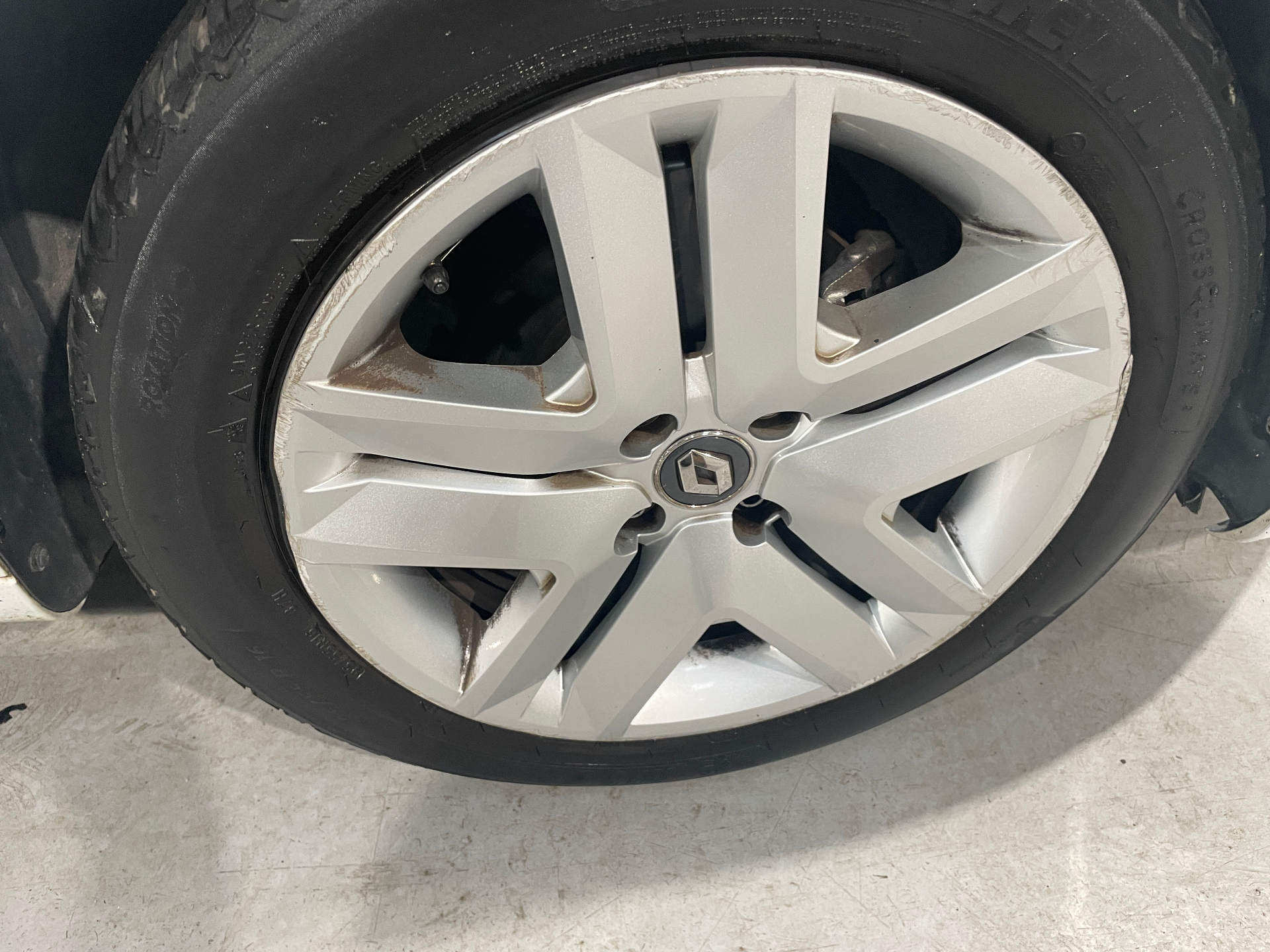 RENAULT CLIO V TCe 90 - 21 Business — expertise