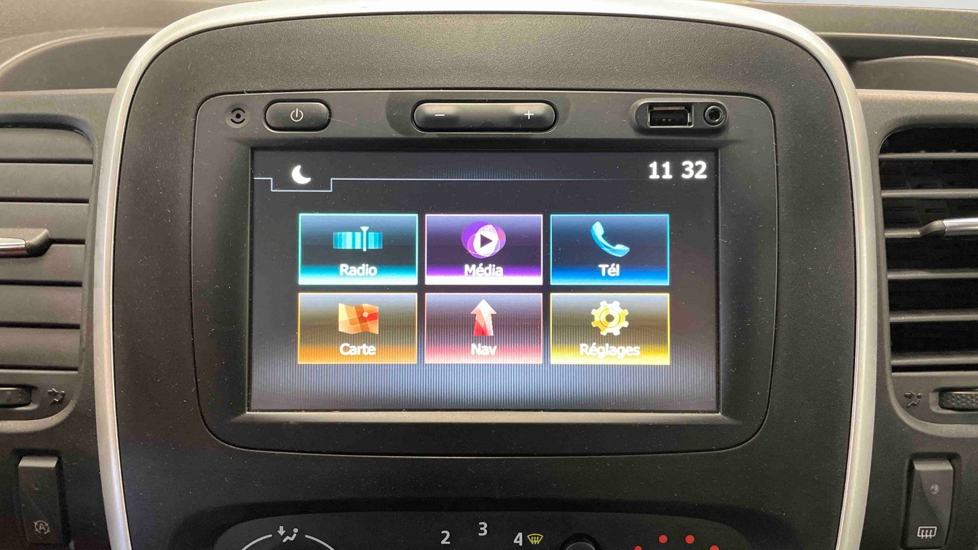 RENAULT TRAFIC FOURGON FGN L1H1 1000 KG DCI 145 ENERGY EDC CONFORT