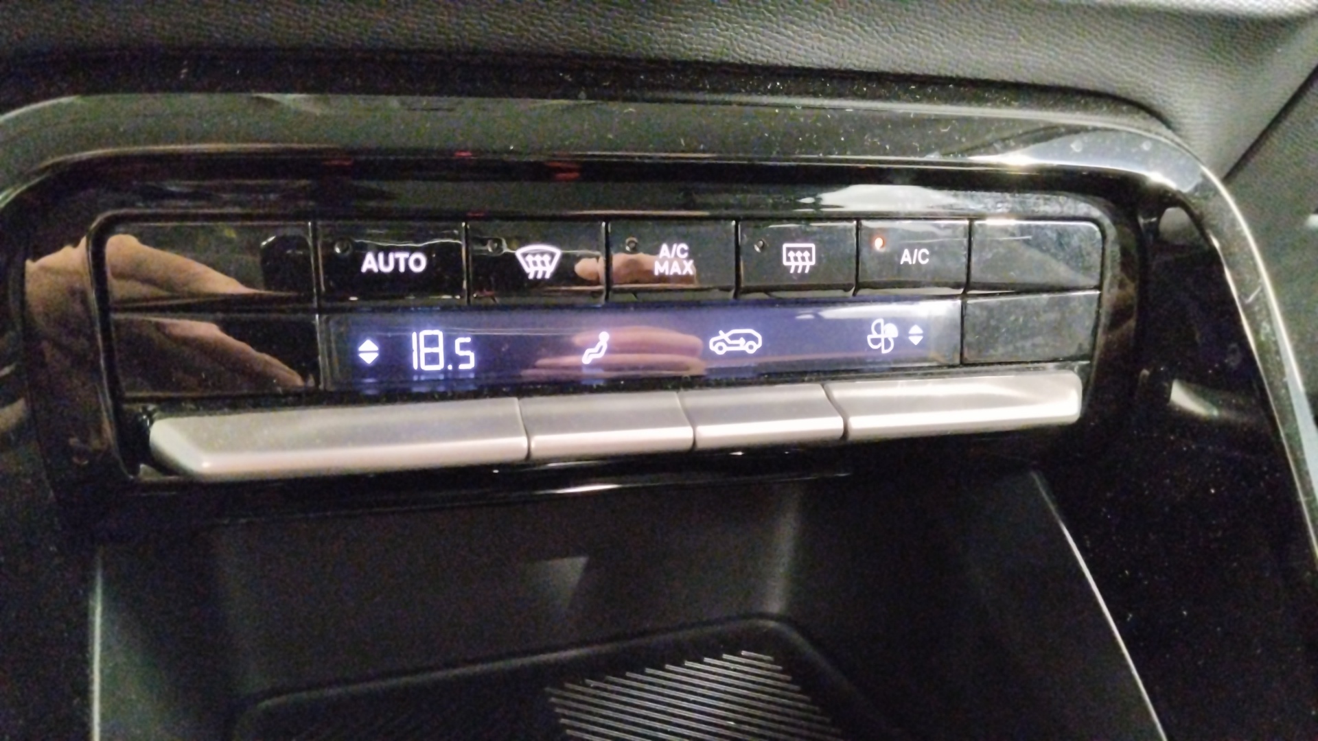 CITROEN C3 AIRCROSS Hybride 145 E-dcs6 PLUS