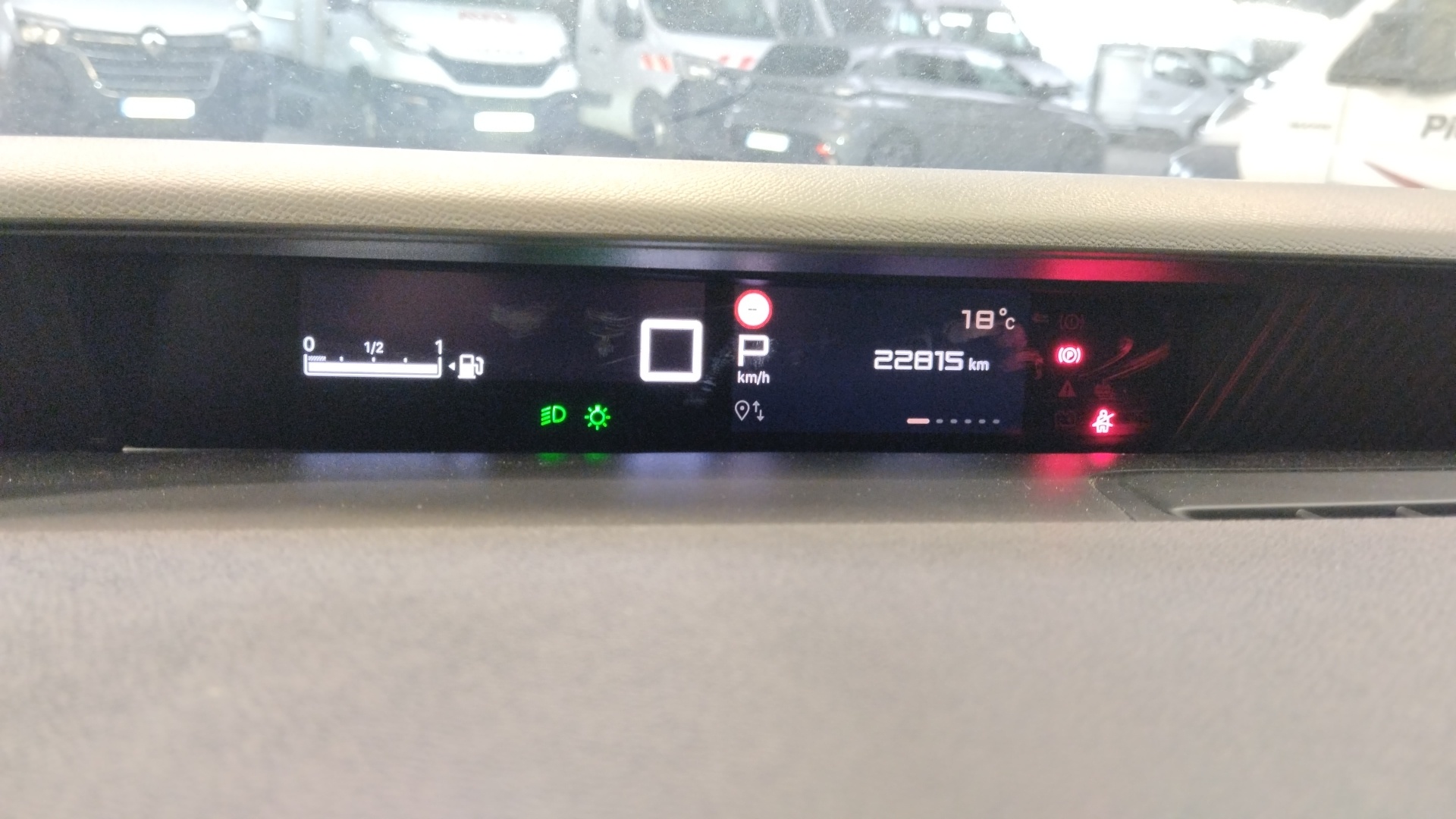 CITROEN C3 AIRCROSS Hybride 145 E-dcs6 PLUS — expertise