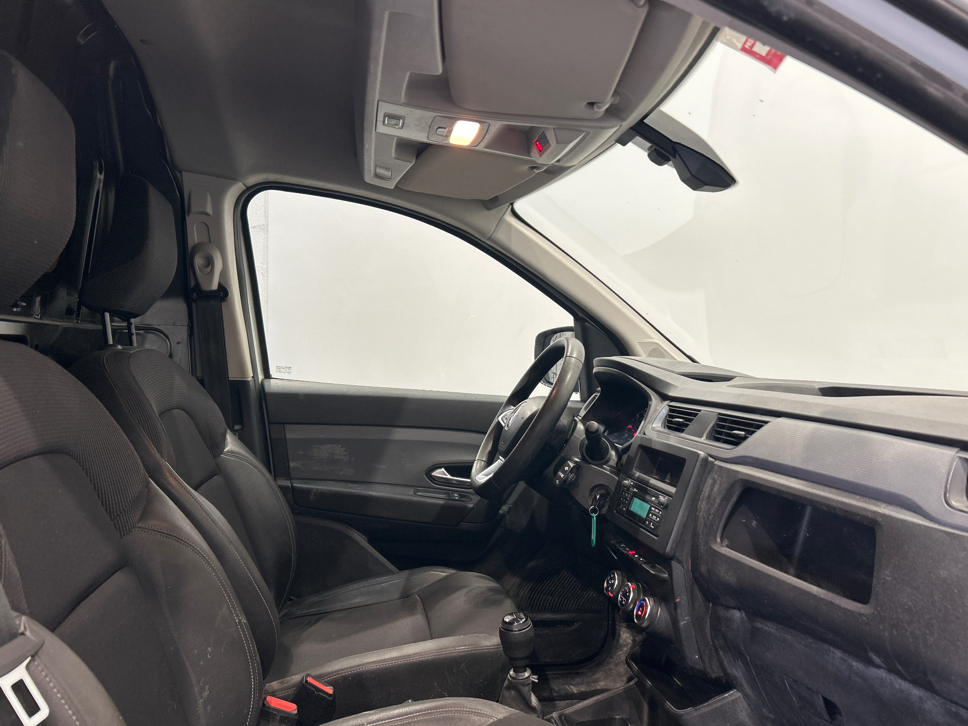RENAULT EXPRESS VAN Confort Blue dCi 95 - 22