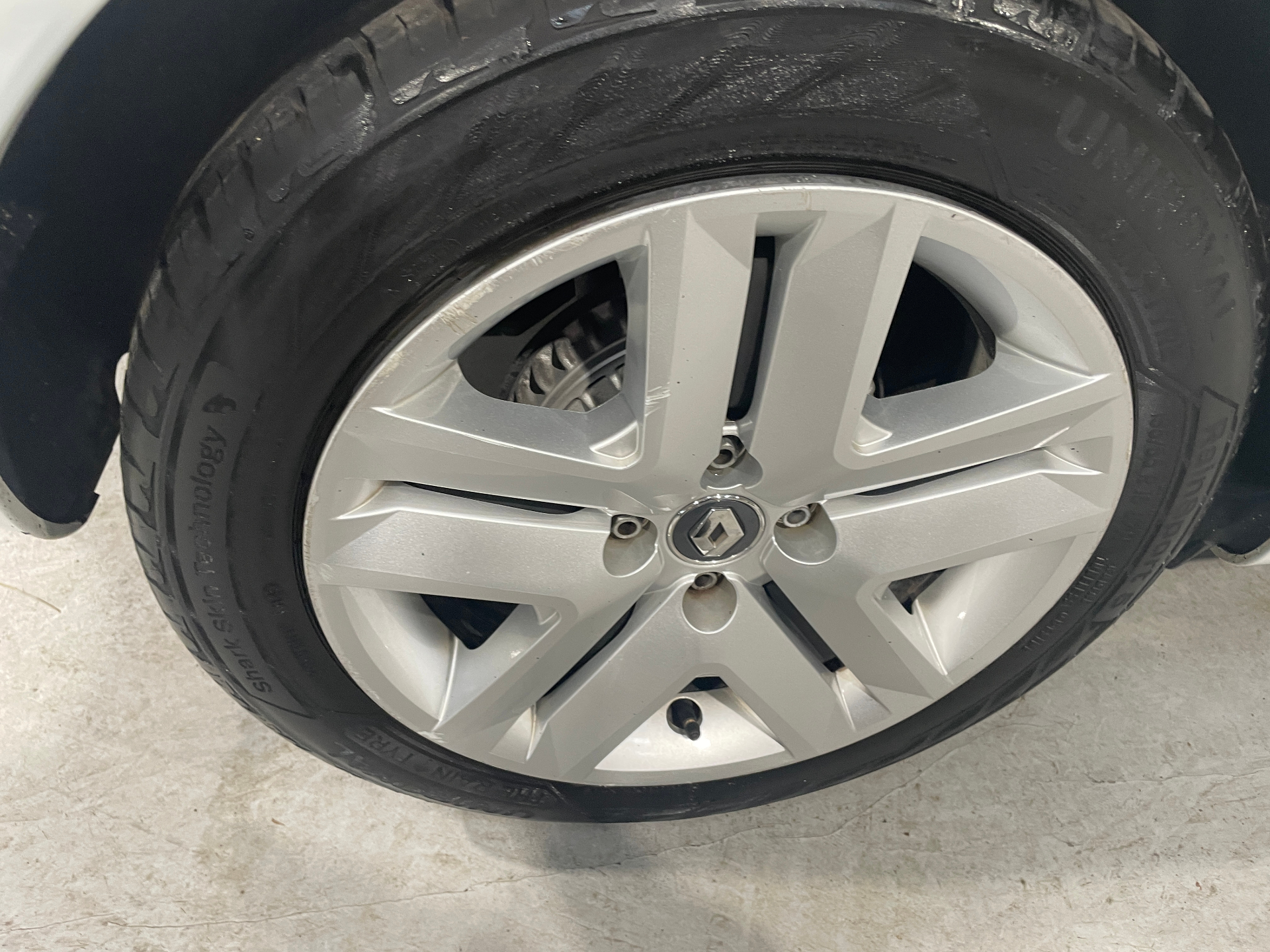RENAULT CLIO V TCe 90 - 21 Business — expertise