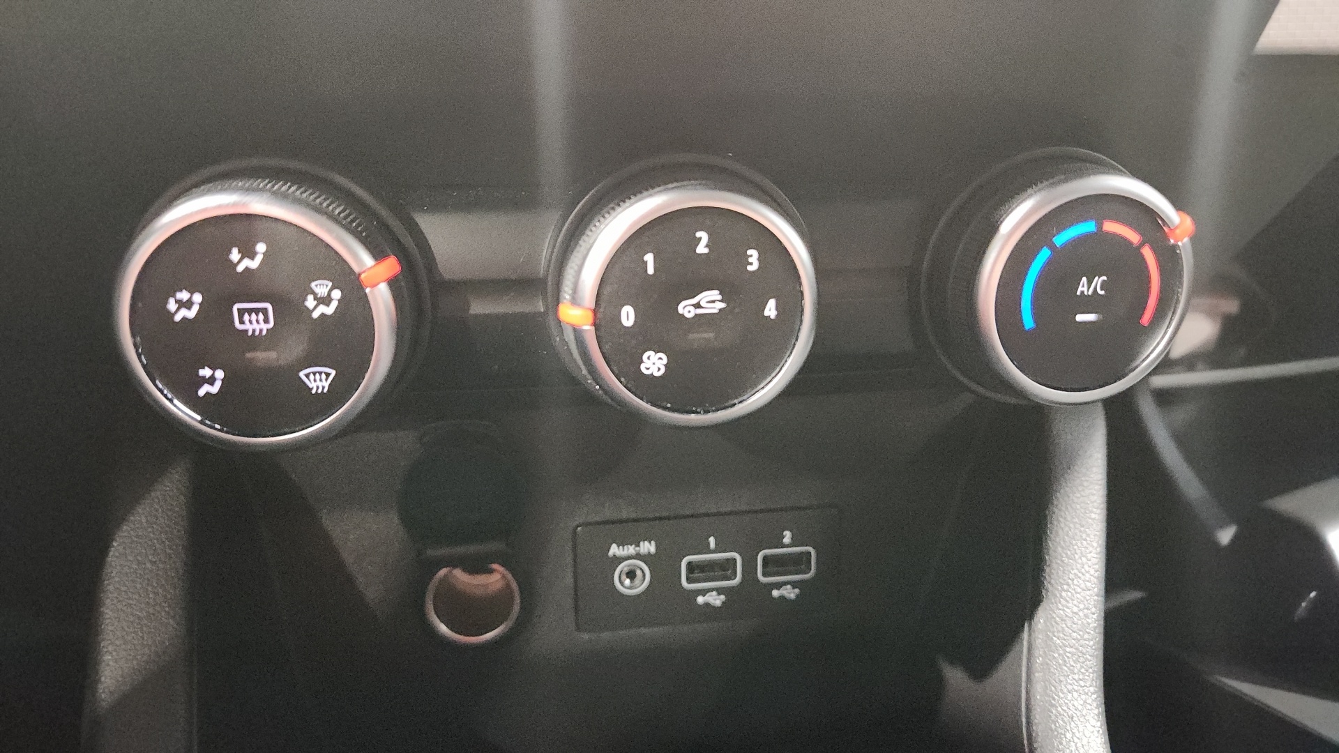 RENAULT CLIO V Blue dCi 100 Evolution