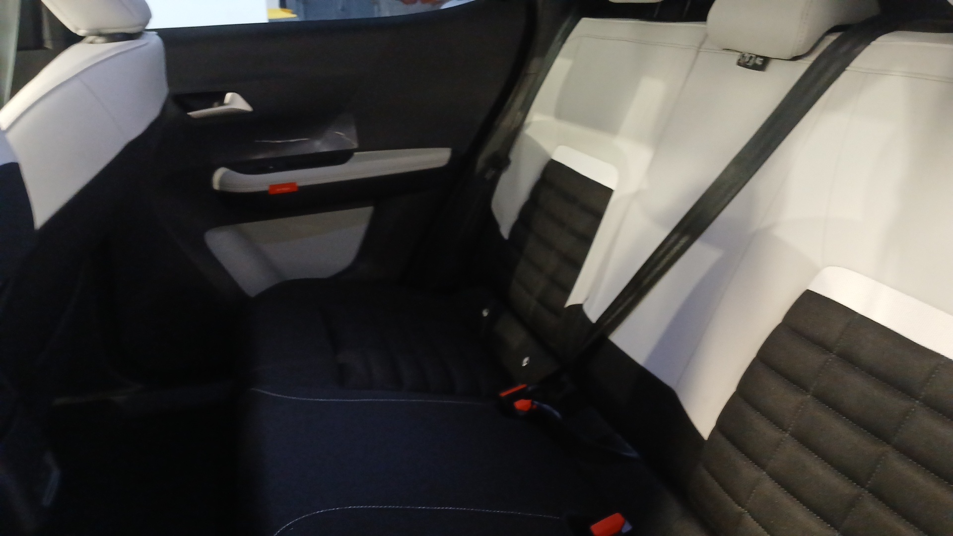 CITROEN C3 AIRCROSS Hybride 145 E-dcs6 MAX