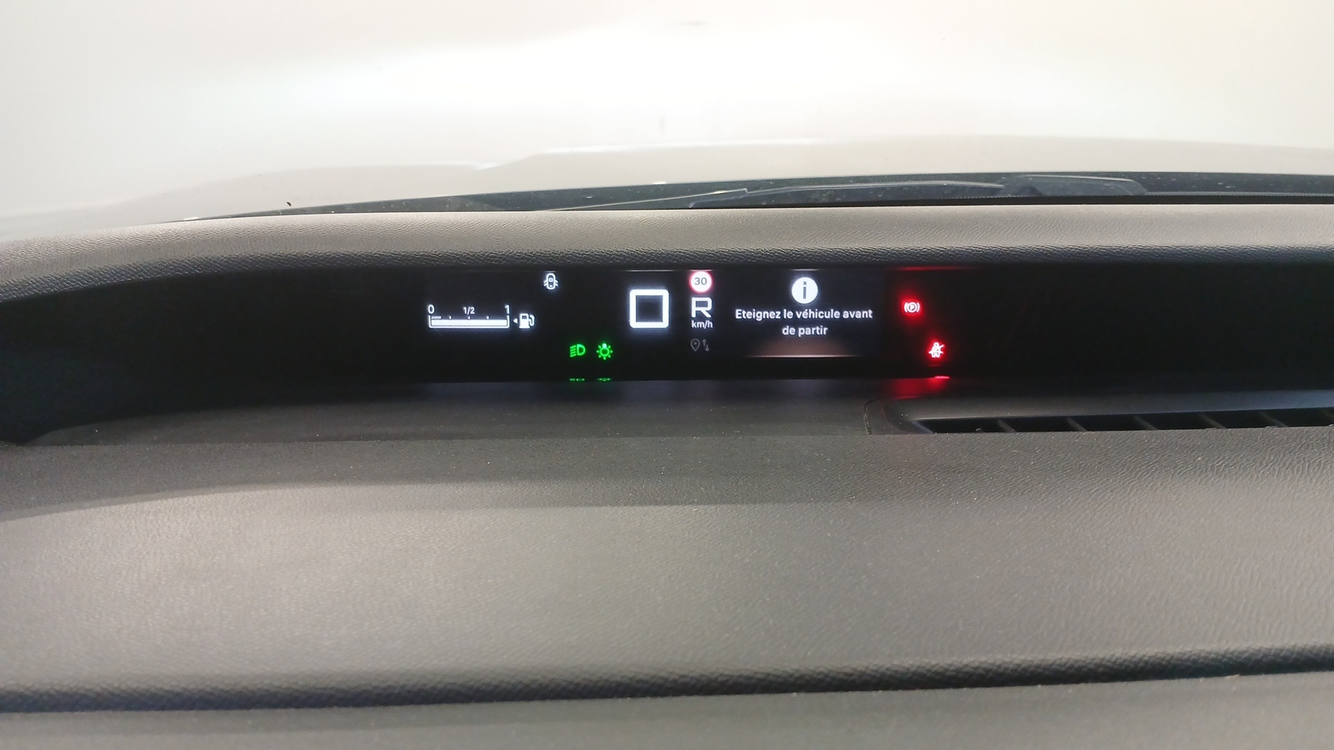 CITROEN C3 AIRCROSS Hybride 145 E-dcs6 MAX — expertise