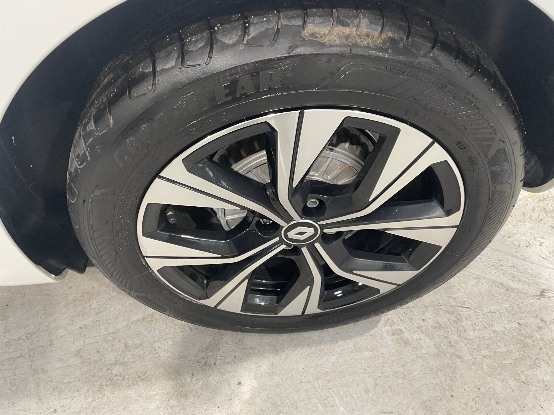 RENAULT CLIO V Blue dCi 100 Evolution — expertise