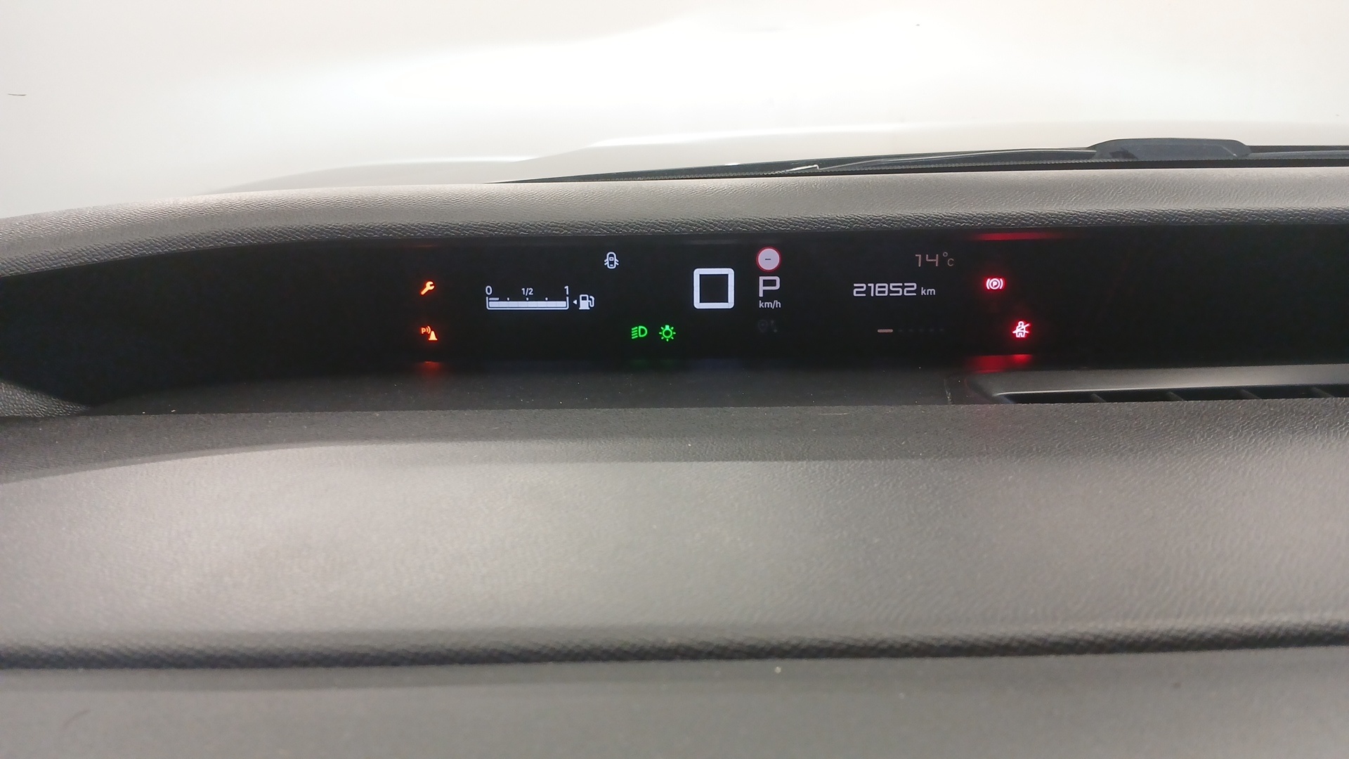 CITROEN C3 AIRCROSS Hybride 145 E-dcs6 MAX — expertise
