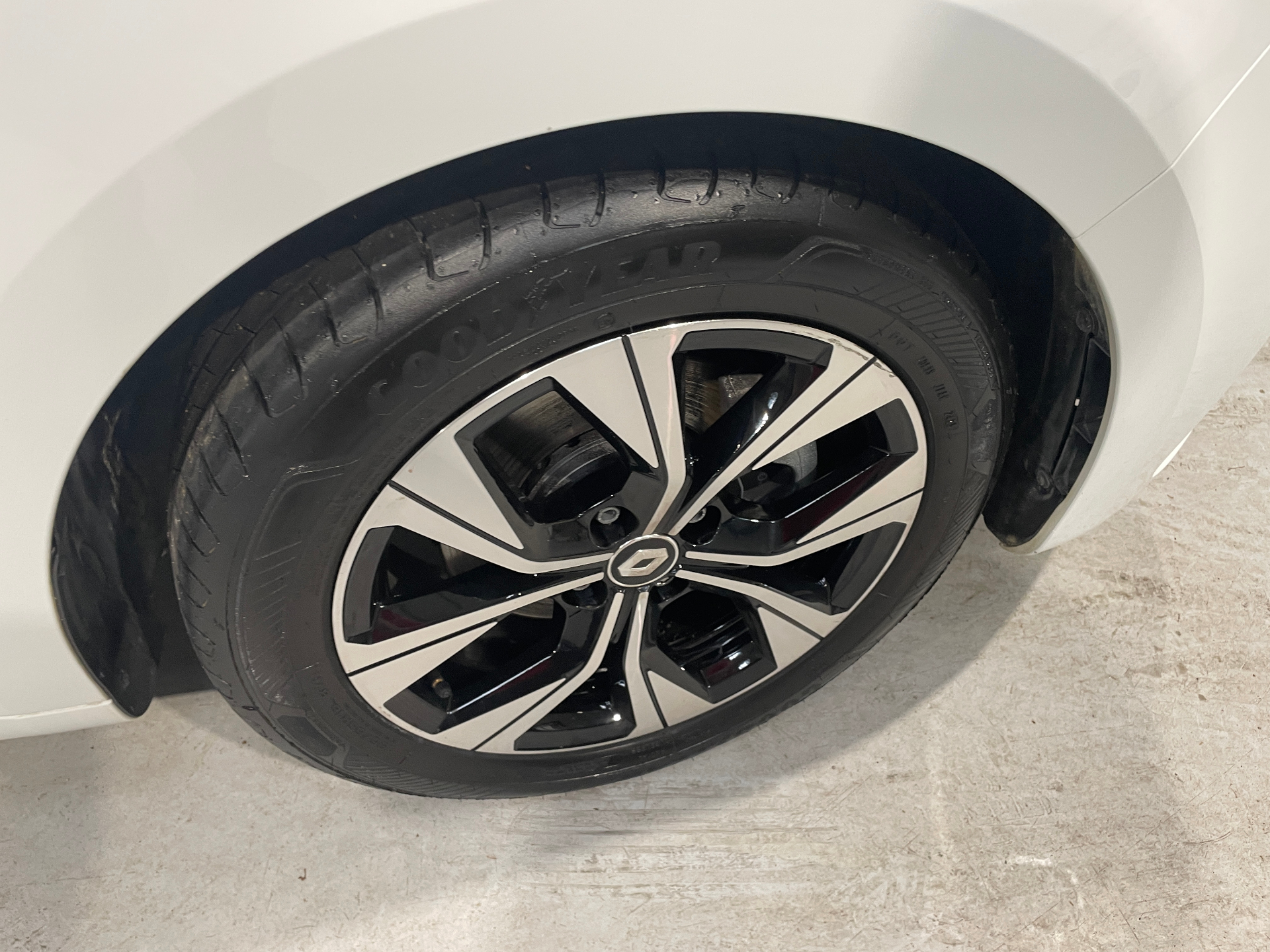 RENAULT CLIO V Blue dCi 100 Evolution — expertise