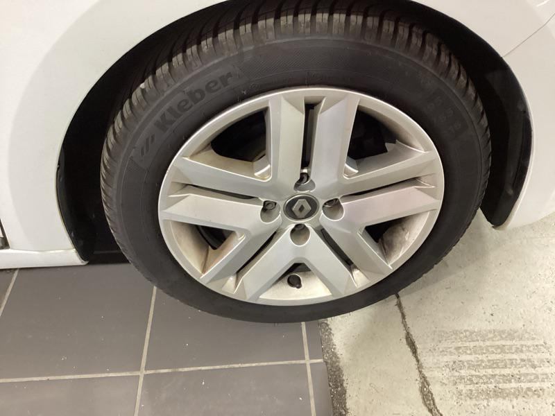 RENAULT CLIO V Blue dCi 85 Business — expertise