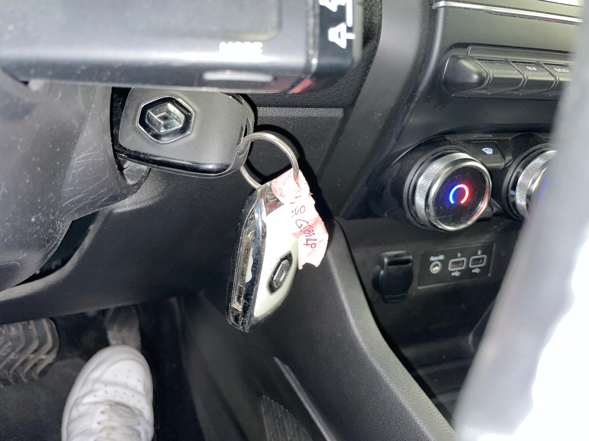 RENAULT CLIO V E-Tech 140 - 21N Business — expertise