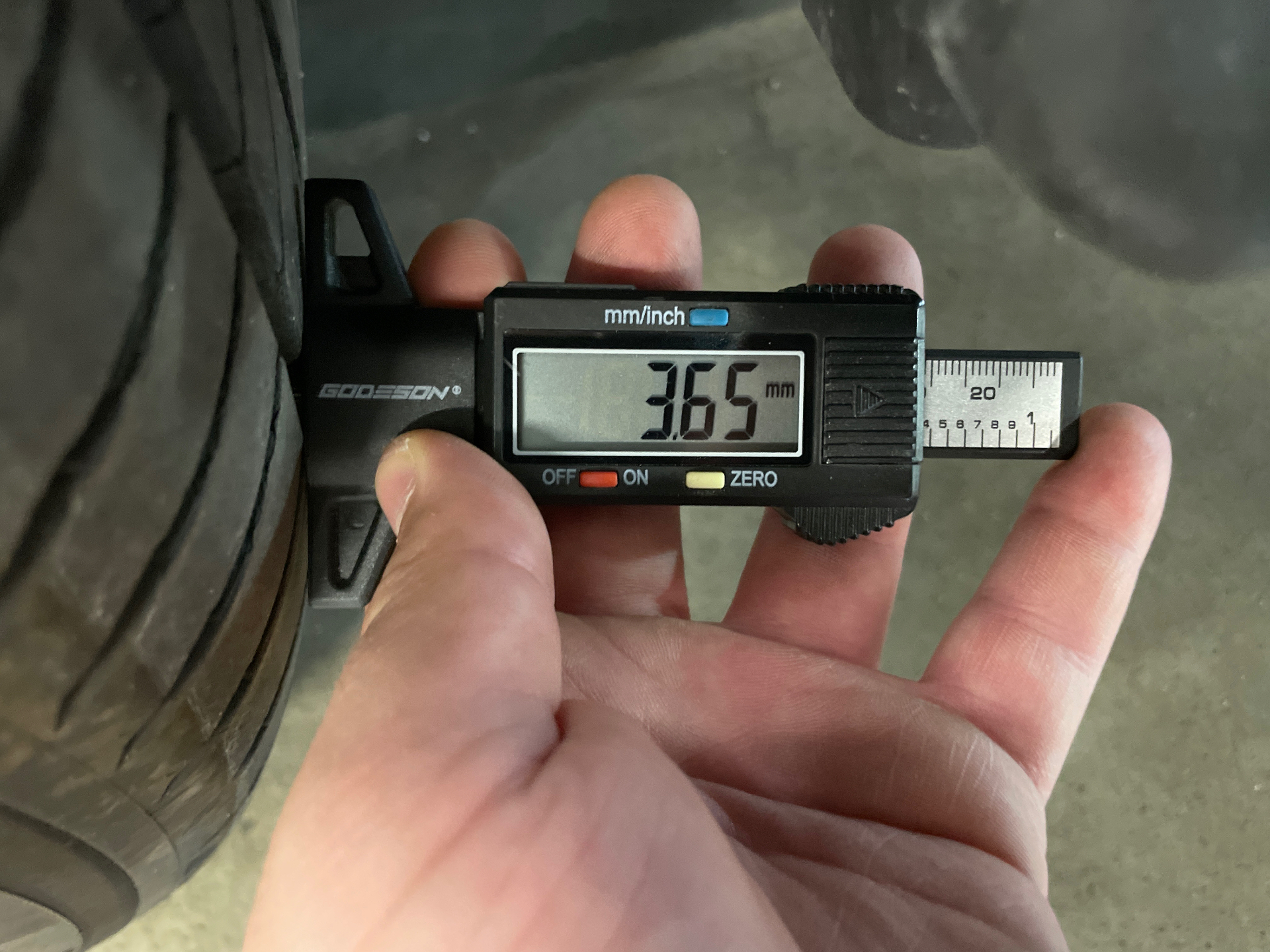 PEUGEOT 3008 Hybrid 145 e-DCS6 Allure — expertise
