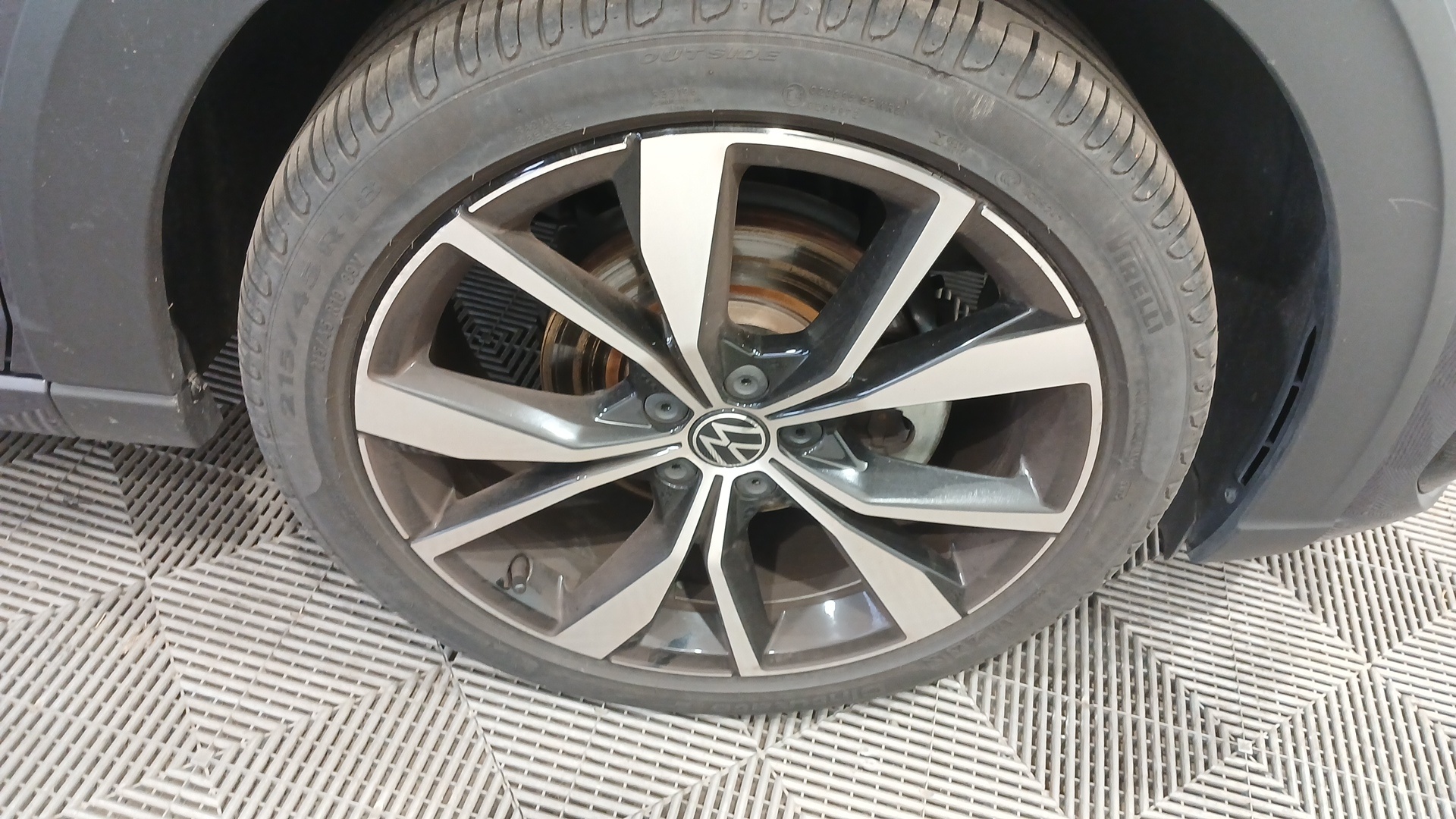 VOLKSWAGEN TAIGO R-Line Edition 1.0 TSI 116 DSG — expertise