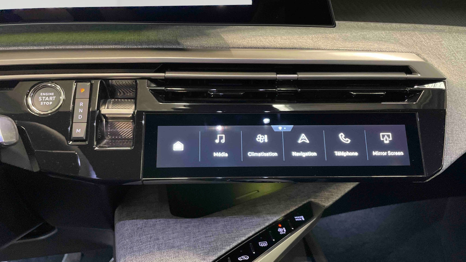 PEUGEOT 3008 Hybrid 145 e-DCS6 Allure