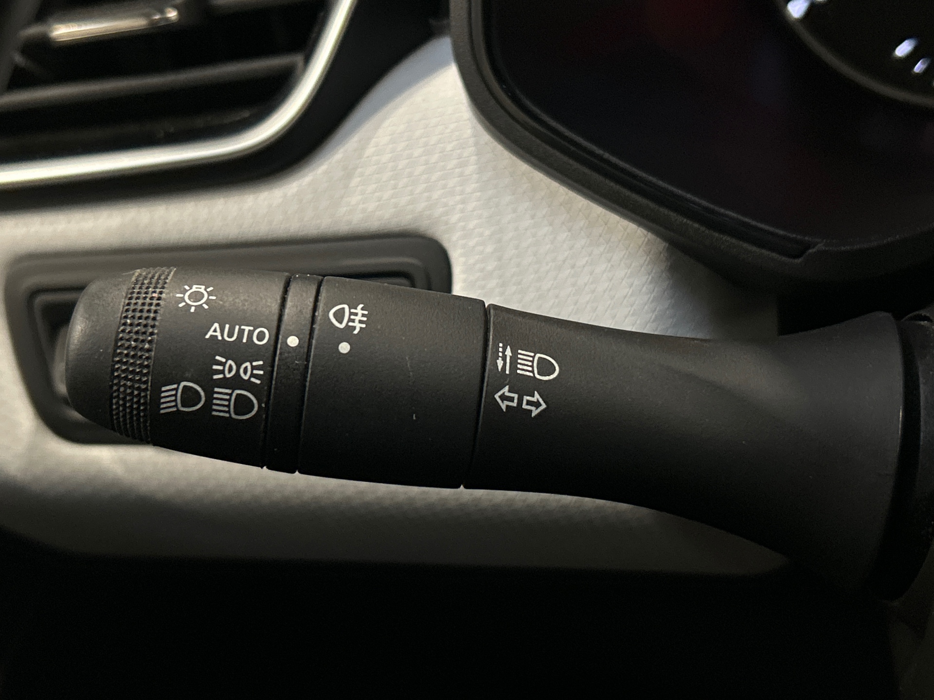 RENAULT CLIO V Auto Ecole TCe 90