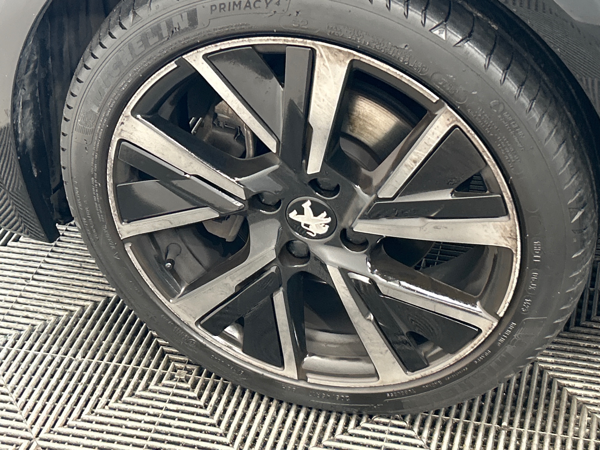 PEUGEOT 208 GT PURETECH 100 S&S BVM6 — expertise