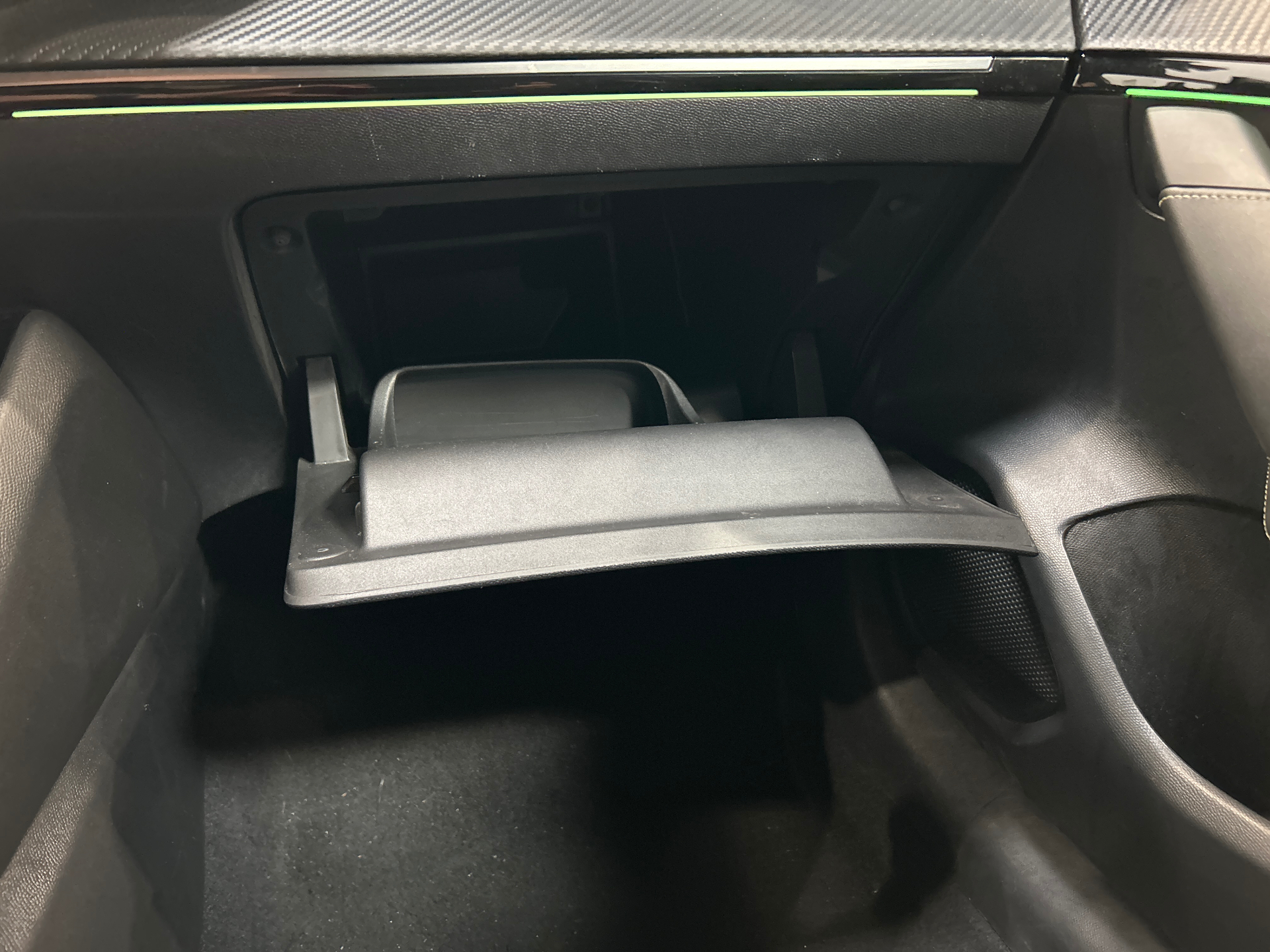 PEUGEOT 208 GT PURETECH 100 S&S BVM6