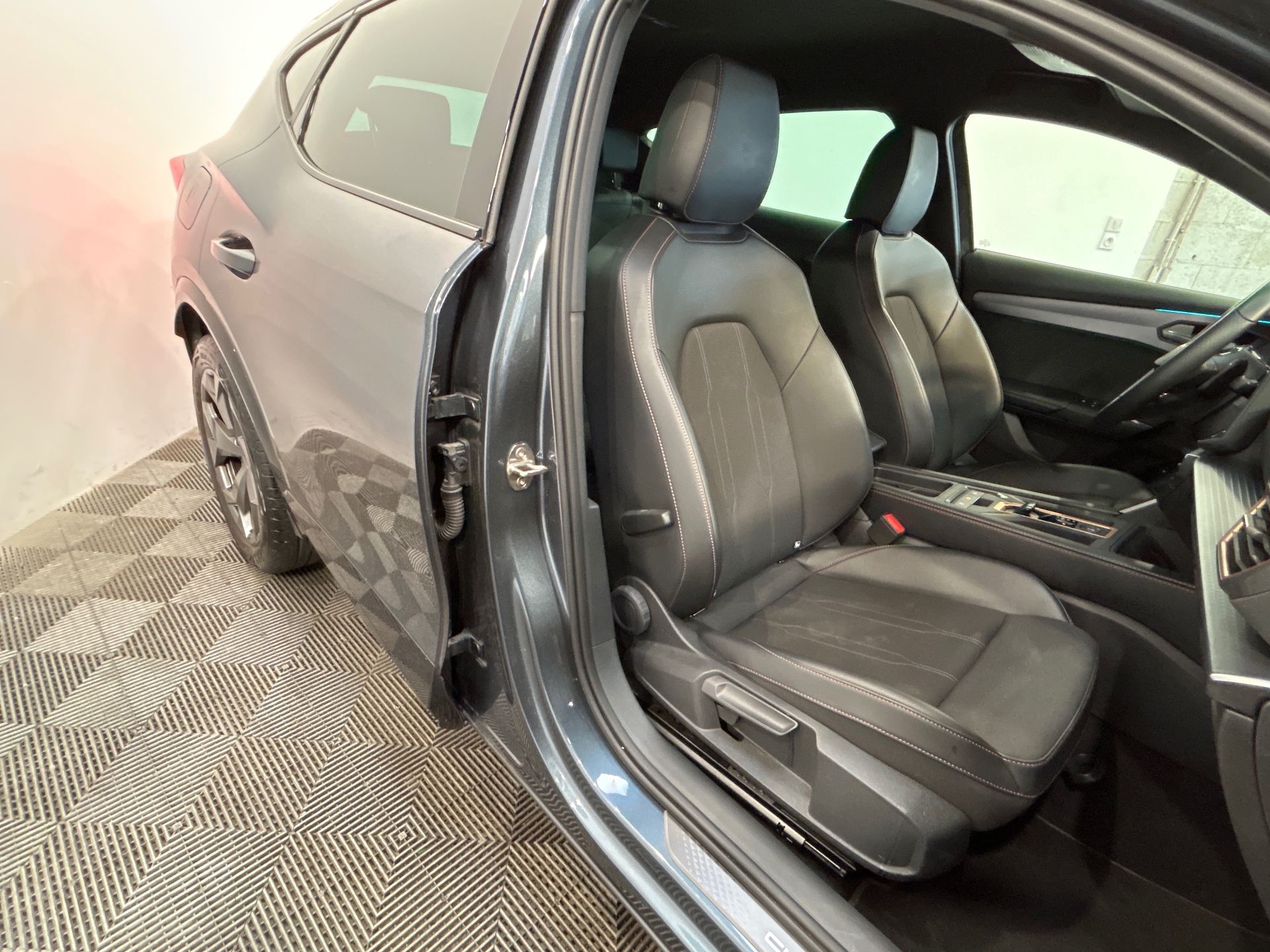 CUPRA FORMENTOR V 1.5 eTSI Hyb 150 DSG