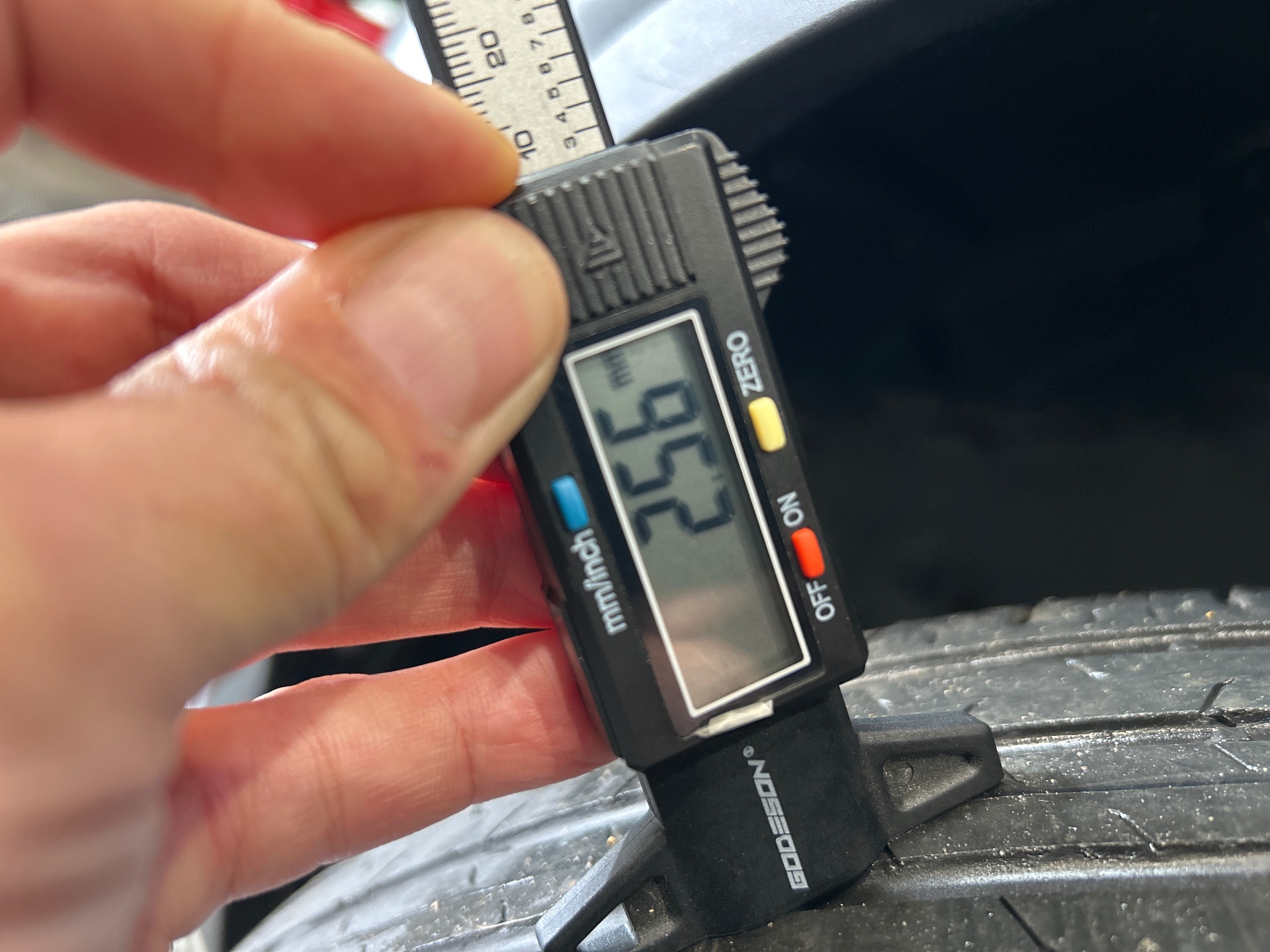 PEUGEOT 2008 ELECTRIQUE 136 ch Active Pack — expertise