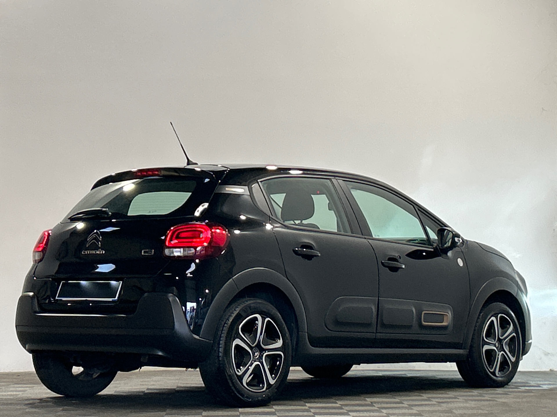 CITROEN C3 PTECH 110 S&S BVM6 C SERIES