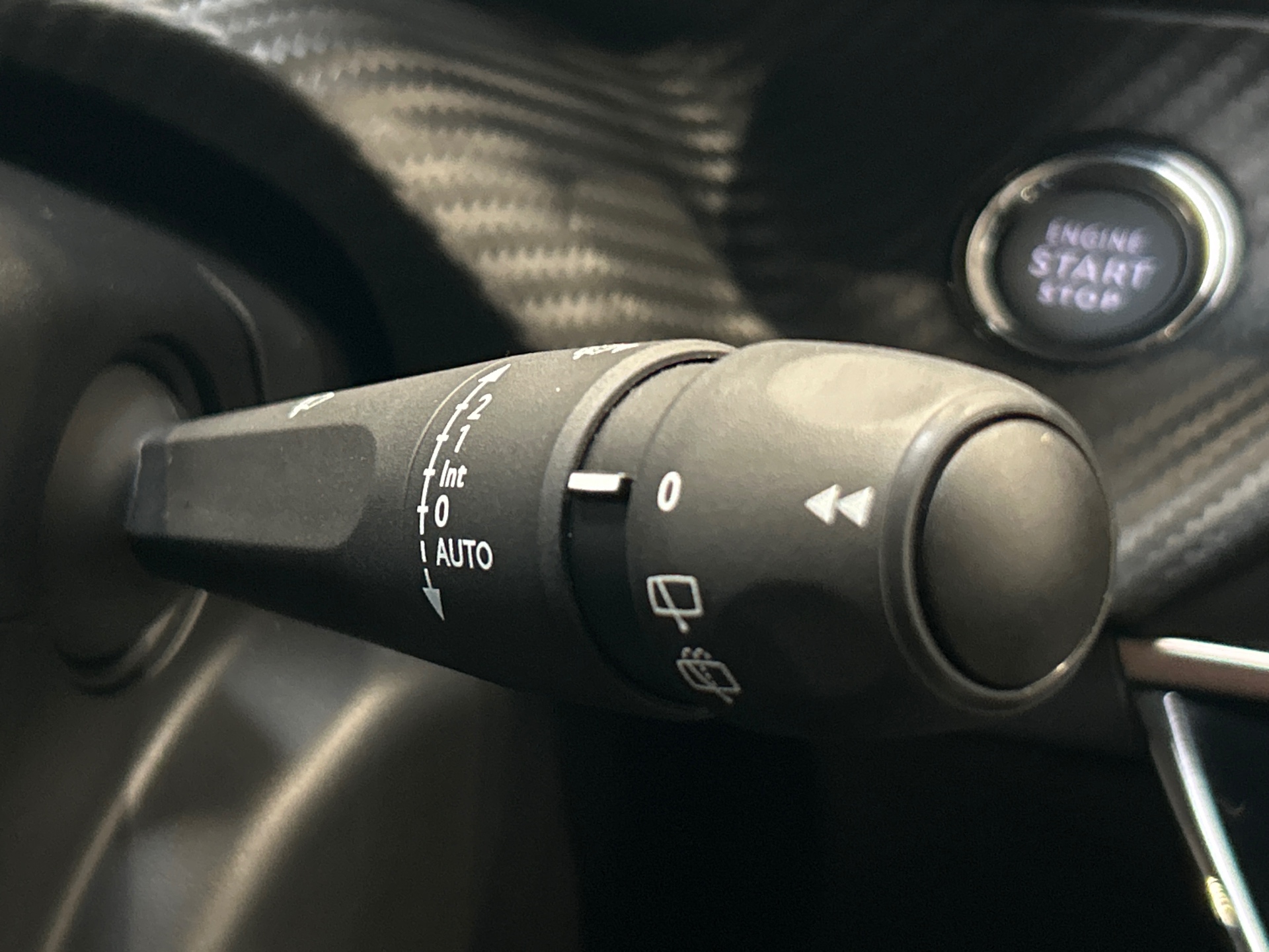 PEUGEOT 2008 GT Hybrid 145 ch e-DCS6