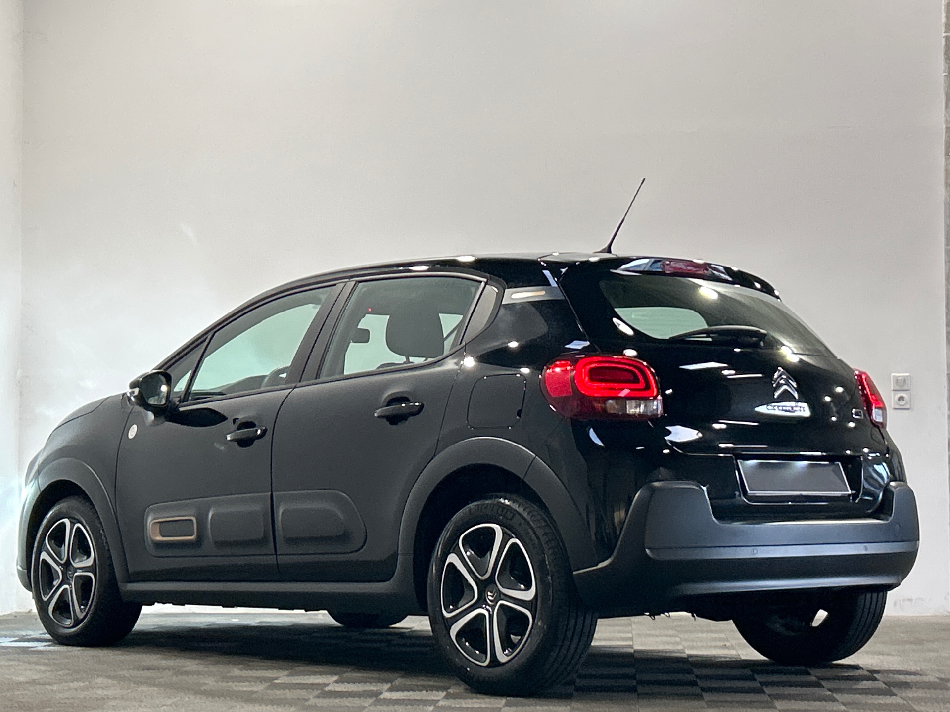 CITROEN C3 PTECH 110 S&S BVM6 C SERIES