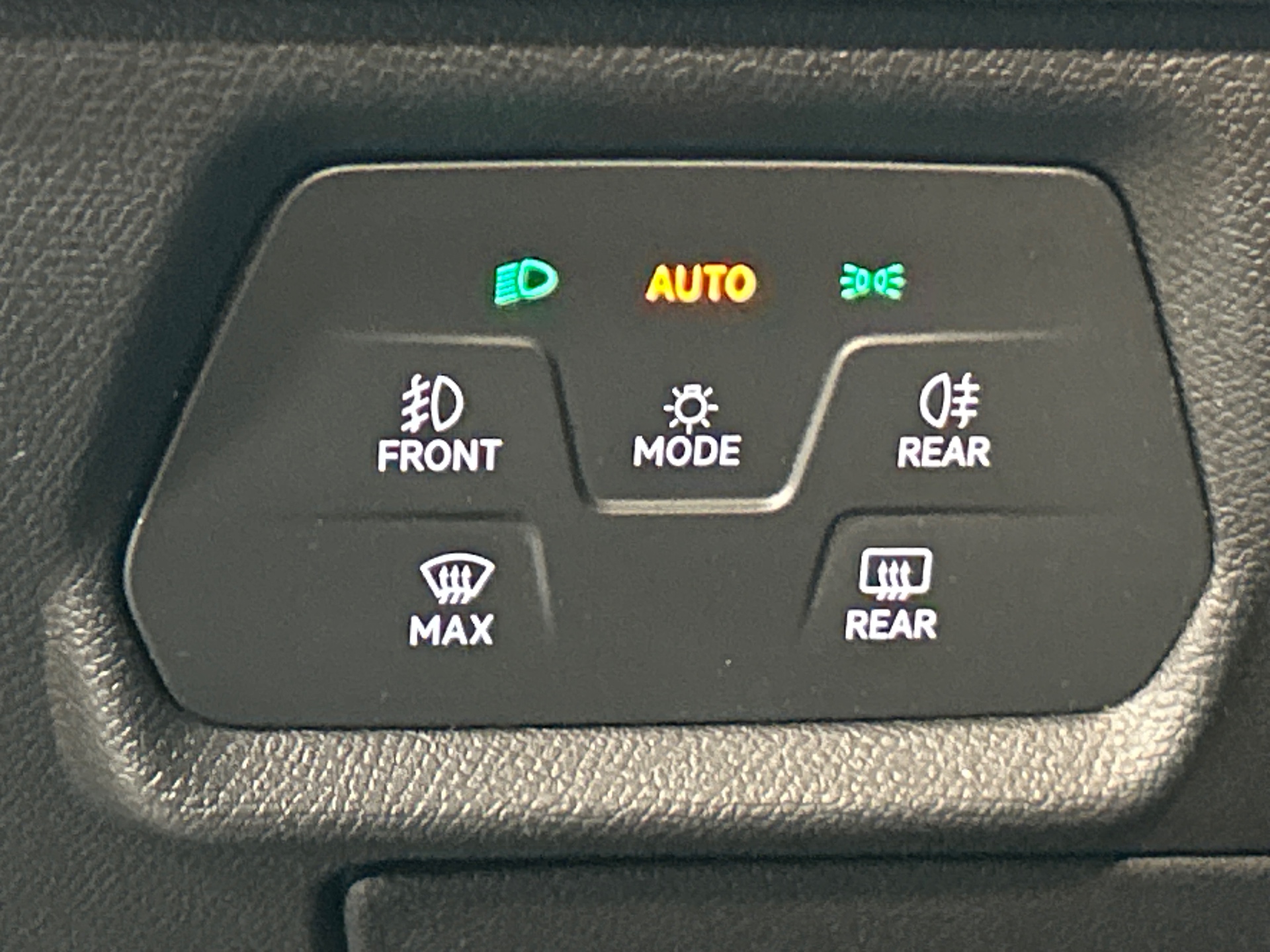 CUPRA FORMENTOR V 1.5 eTSI Hyb 150 DSG