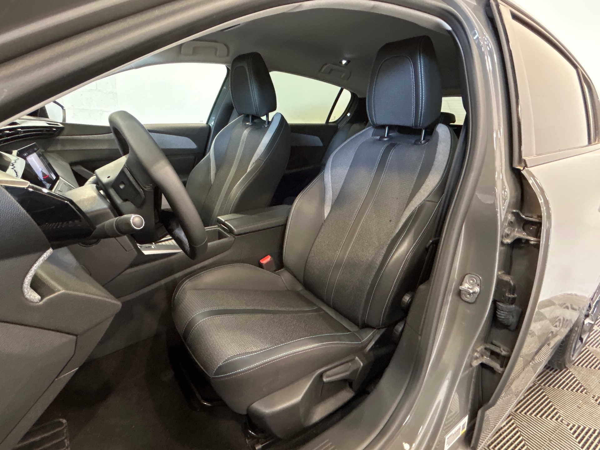PEUGEOT 308 Allure BlueHDI 130 ch S&S EAT8