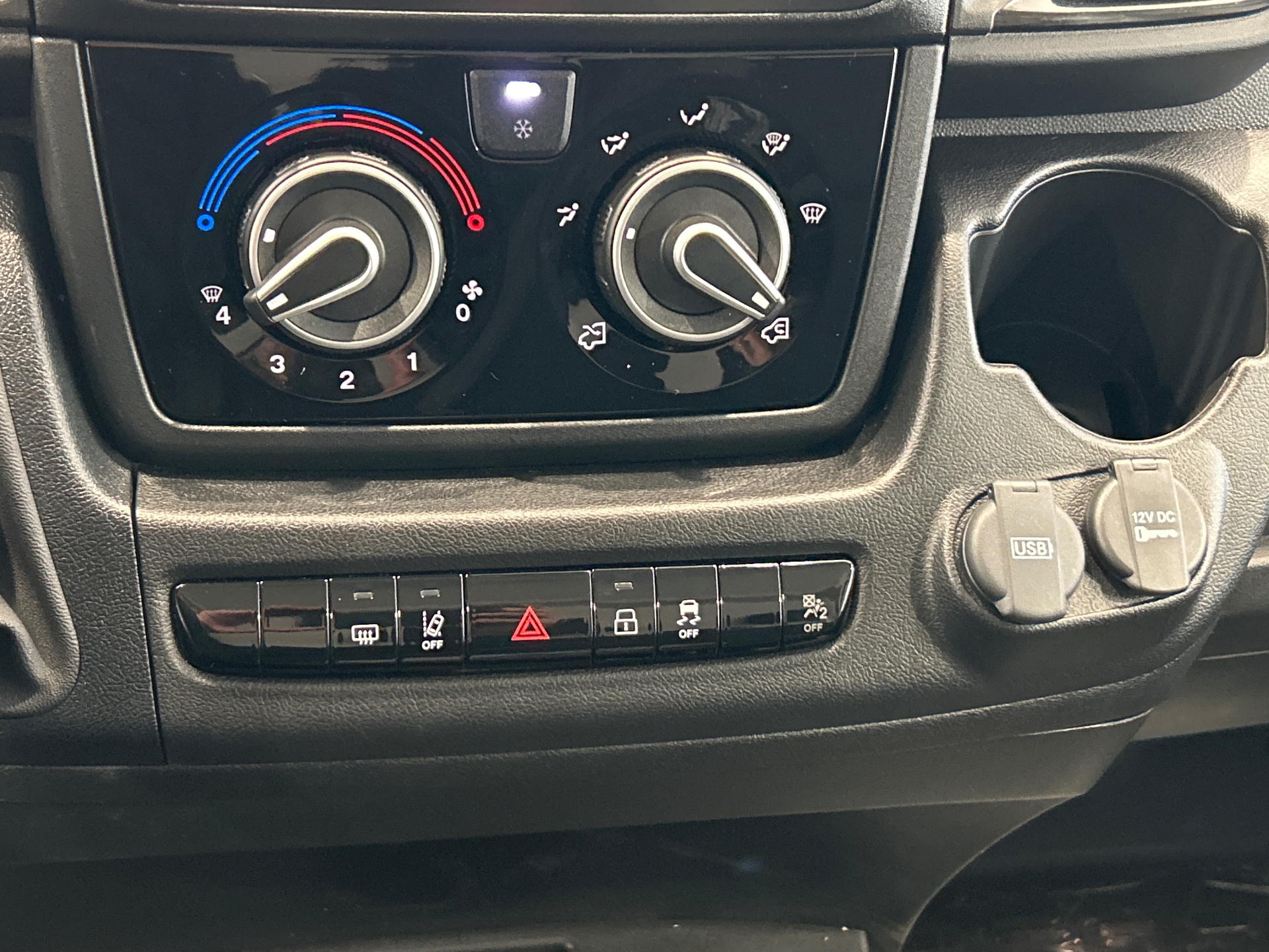 PEUGEOT BOXER FOURGON FG L2H2 3.5T  2.2 Diesel 140 cv Manuale