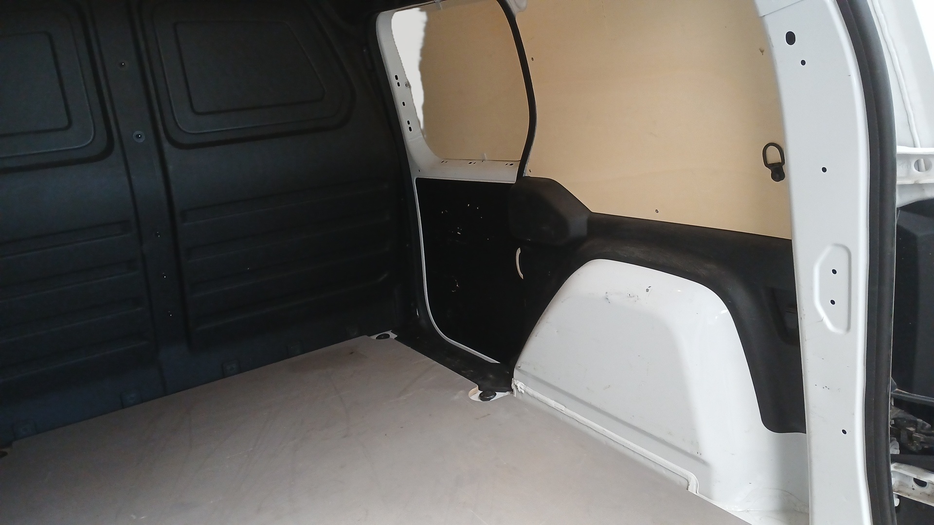 RENAULT KANGOO VAN BLUE DCI 95 GRAND CONFORT- 22