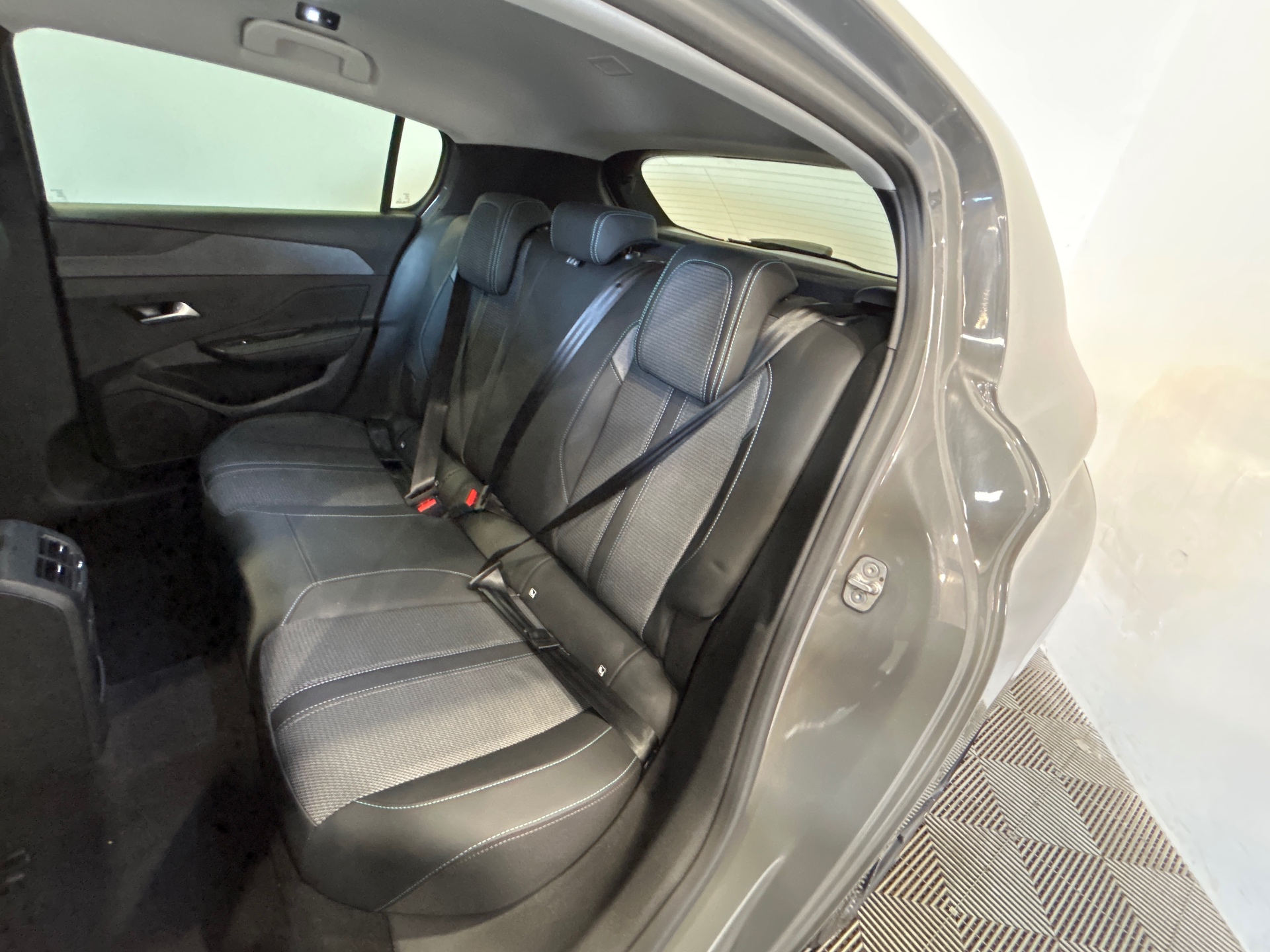 PEUGEOT 308 Allure BlueHDI 130 ch S&S EAT8