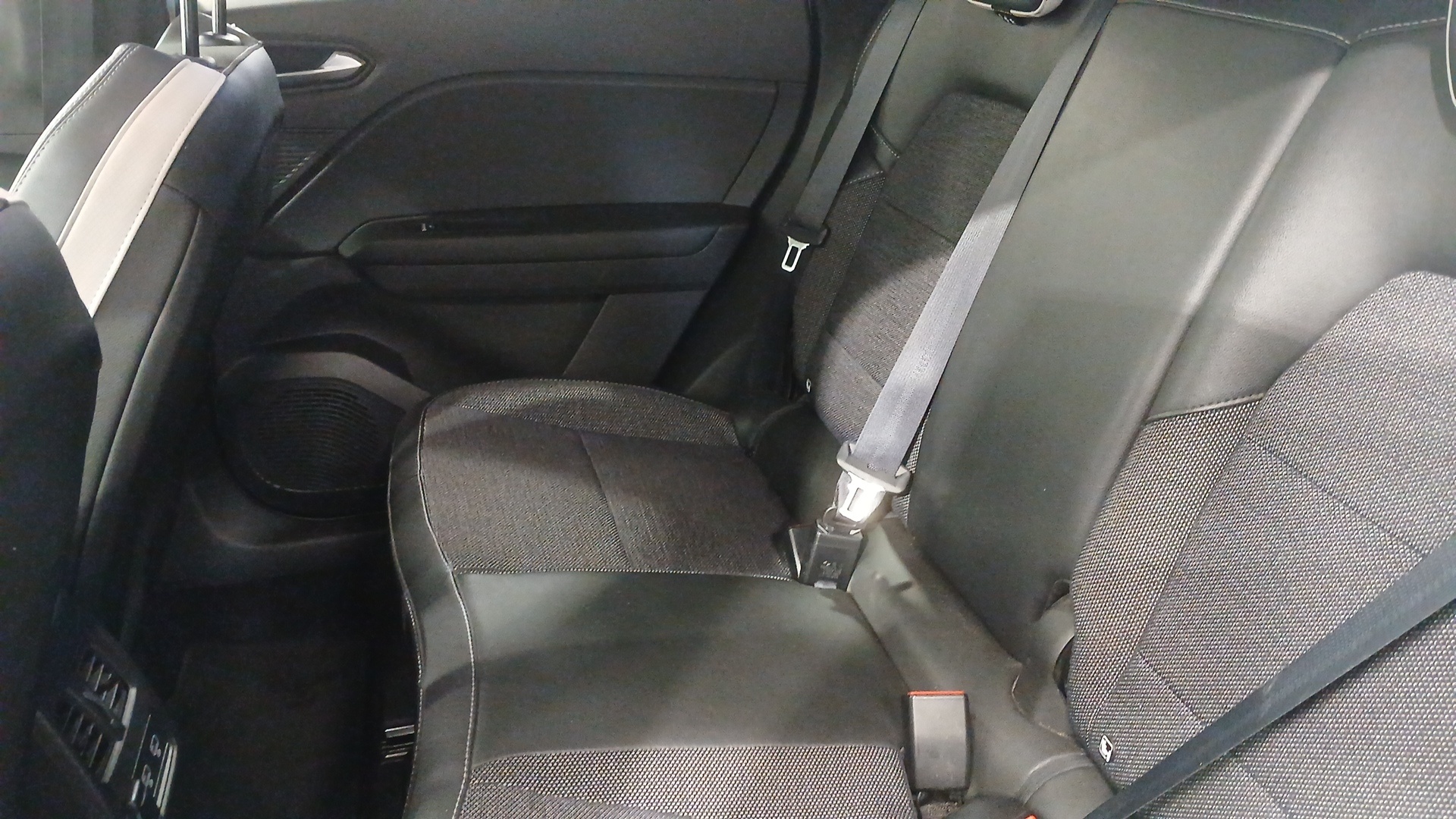 RENAULT CAPTUR E-Tech full hybrid 145 Techno