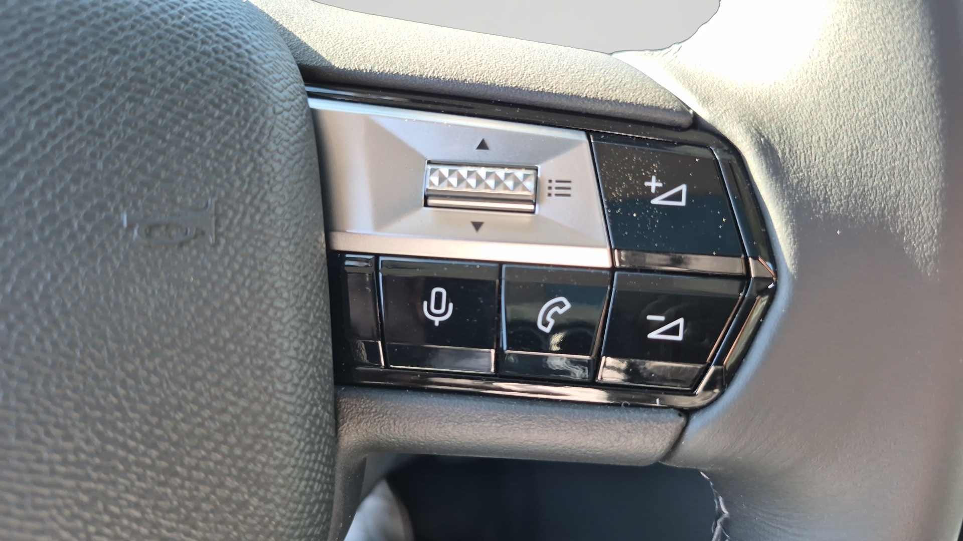 DS DS 4 E-TENSE 225 CROSS RIVOLI