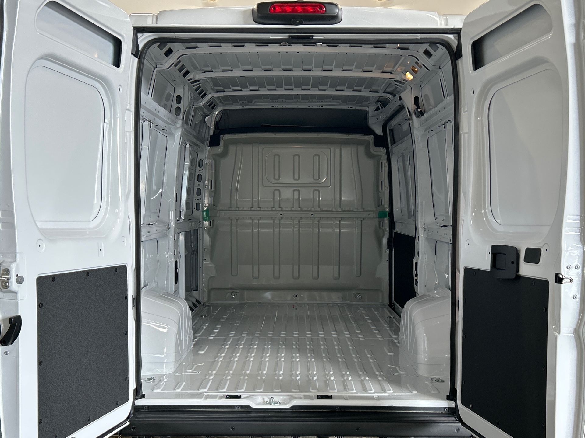 PEUGEOT BOXER FOURGON FG L2H2 3.5T  2.2 Diesel 140 cv Manuale