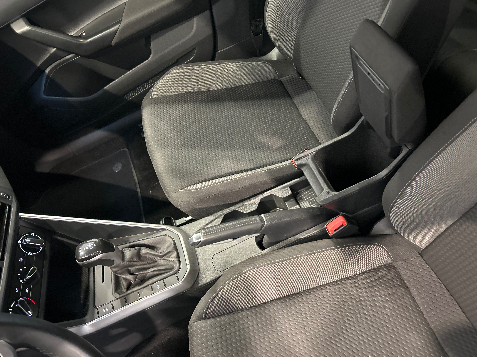 VOLKSWAGEN POLO Edition 1.0 TSI 95 DSG